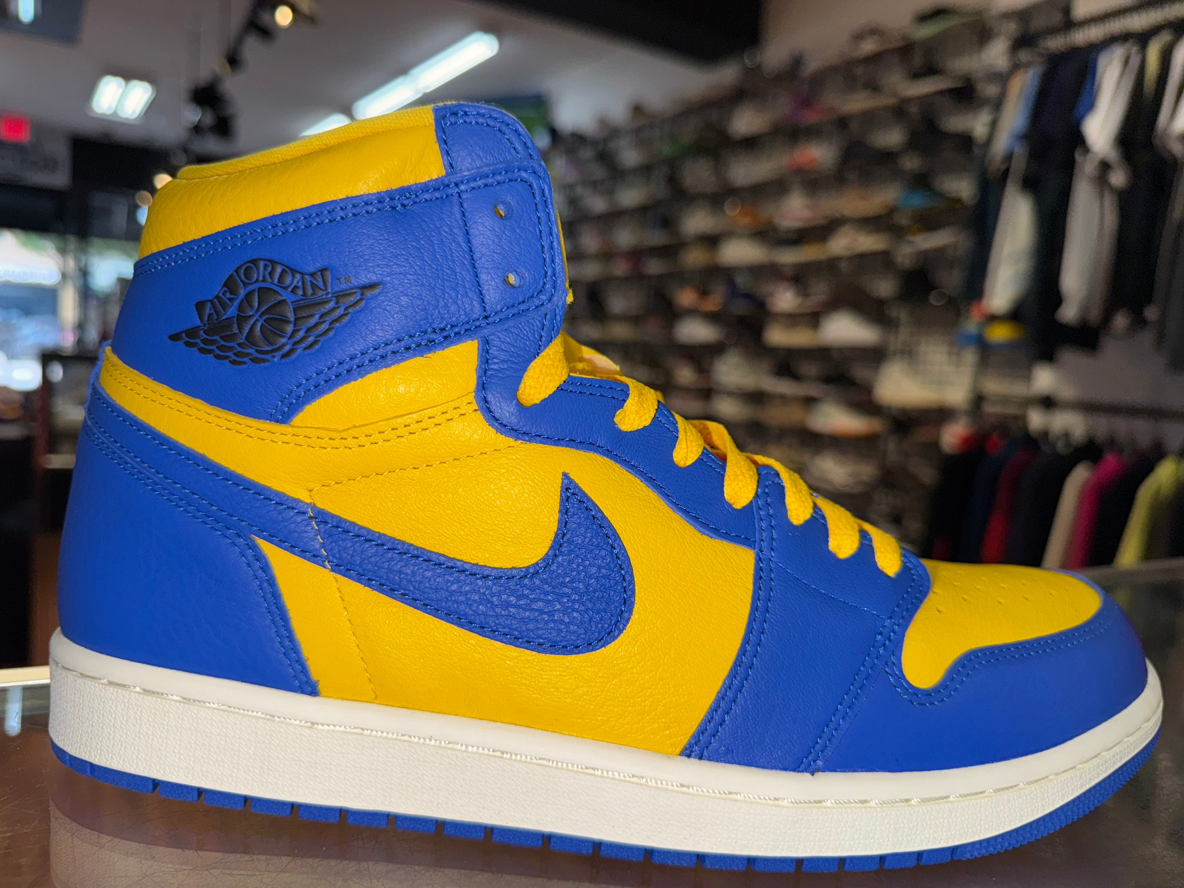Size 7 (8.5W) Air Jordan 1 "Reverse Laney" Brand New