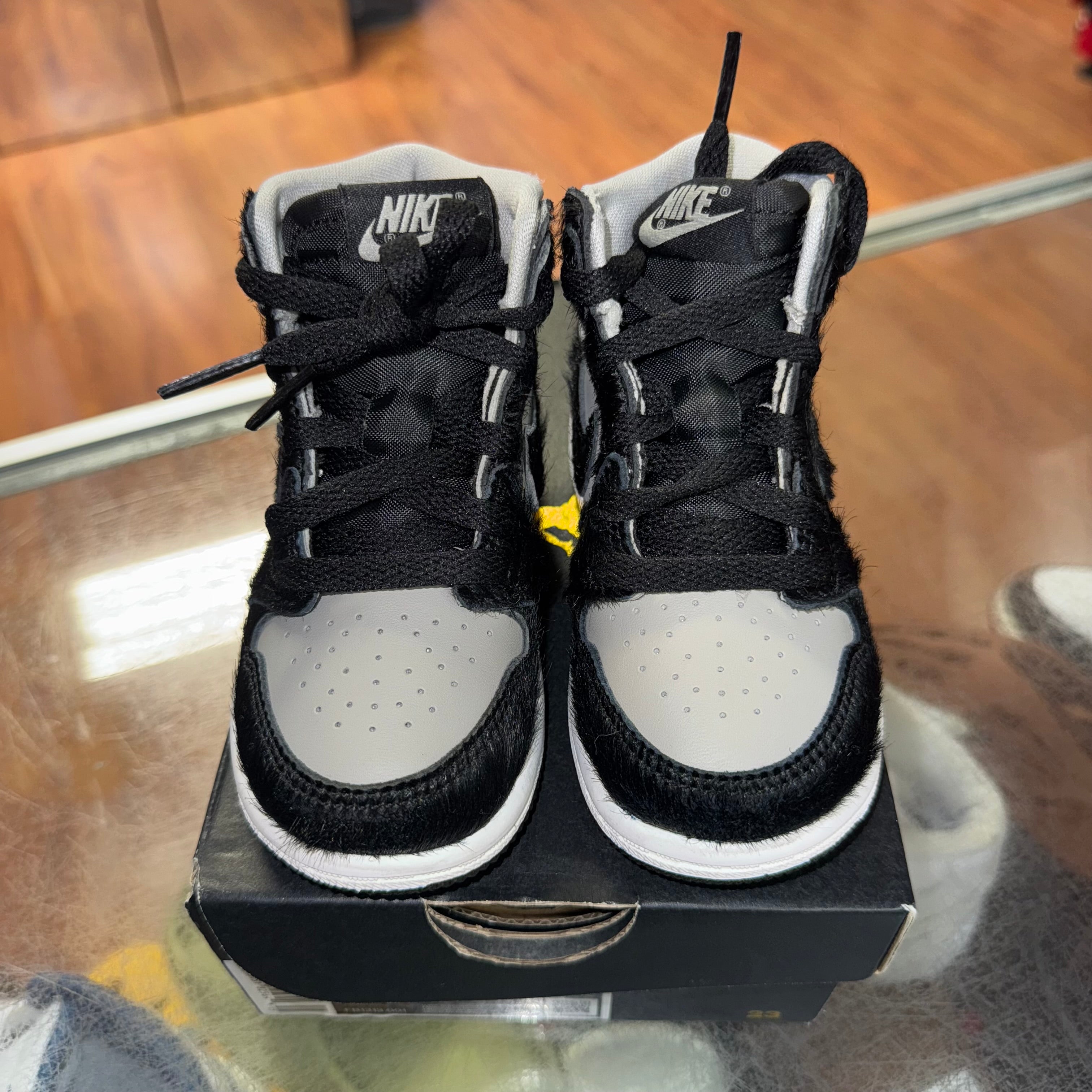 Size 6c Air Jordan 1 "Twist 2.0 Medium Grey" TD Brand New