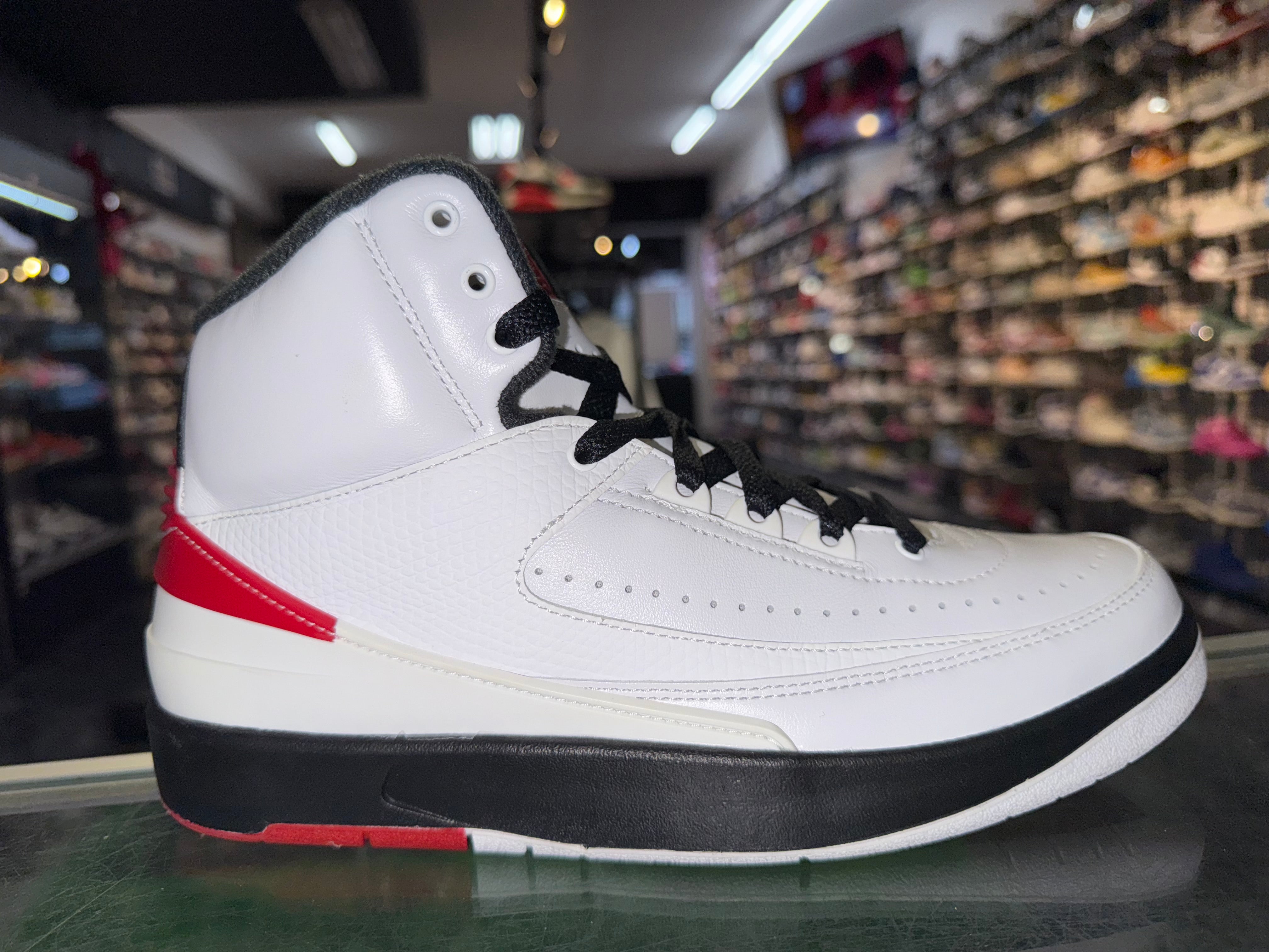 Size 7y Air Jordan 2 "Chicago"
