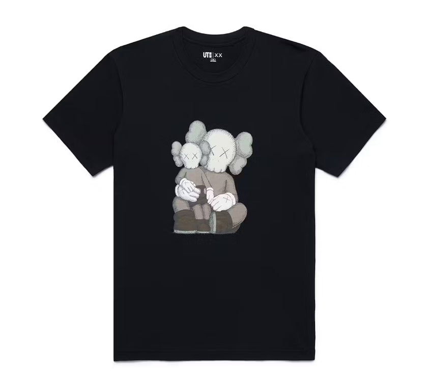 Size XL Kaws x Uniqlo Graphic Tee “Black”