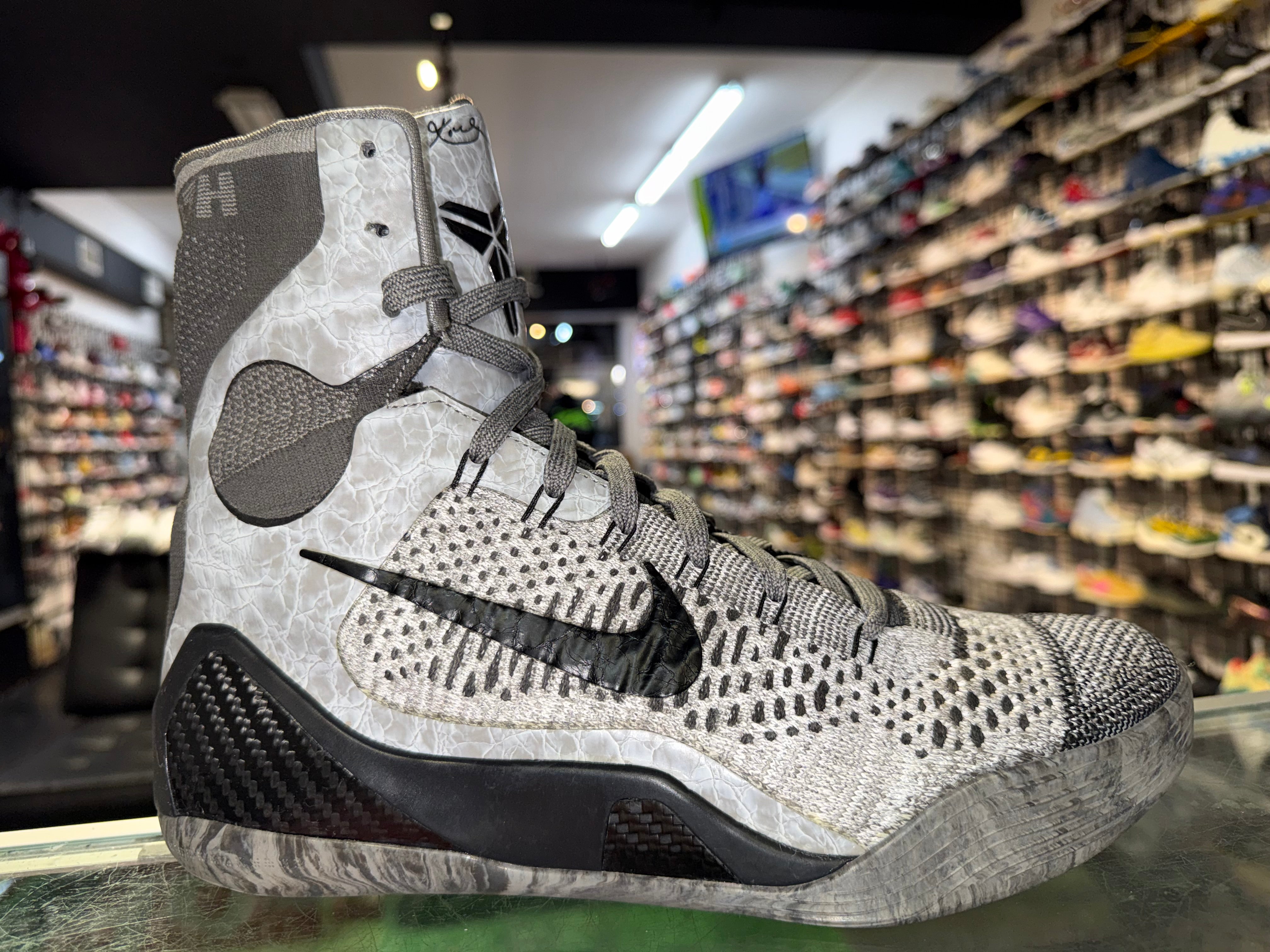 Size 9.5 Kobe 9 Elite "Detail"