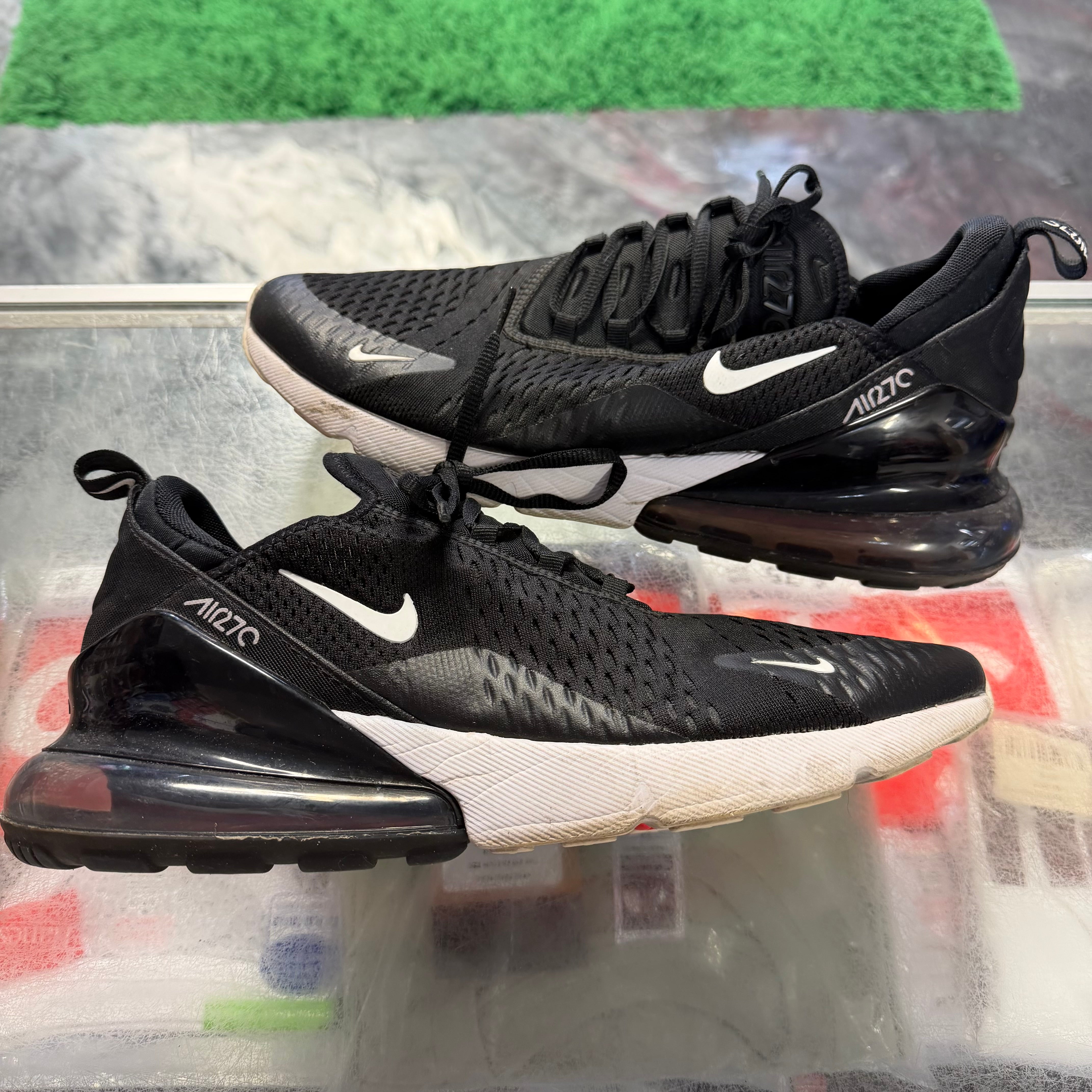 Size 11.5 air Max 270 "Black White" - NB
