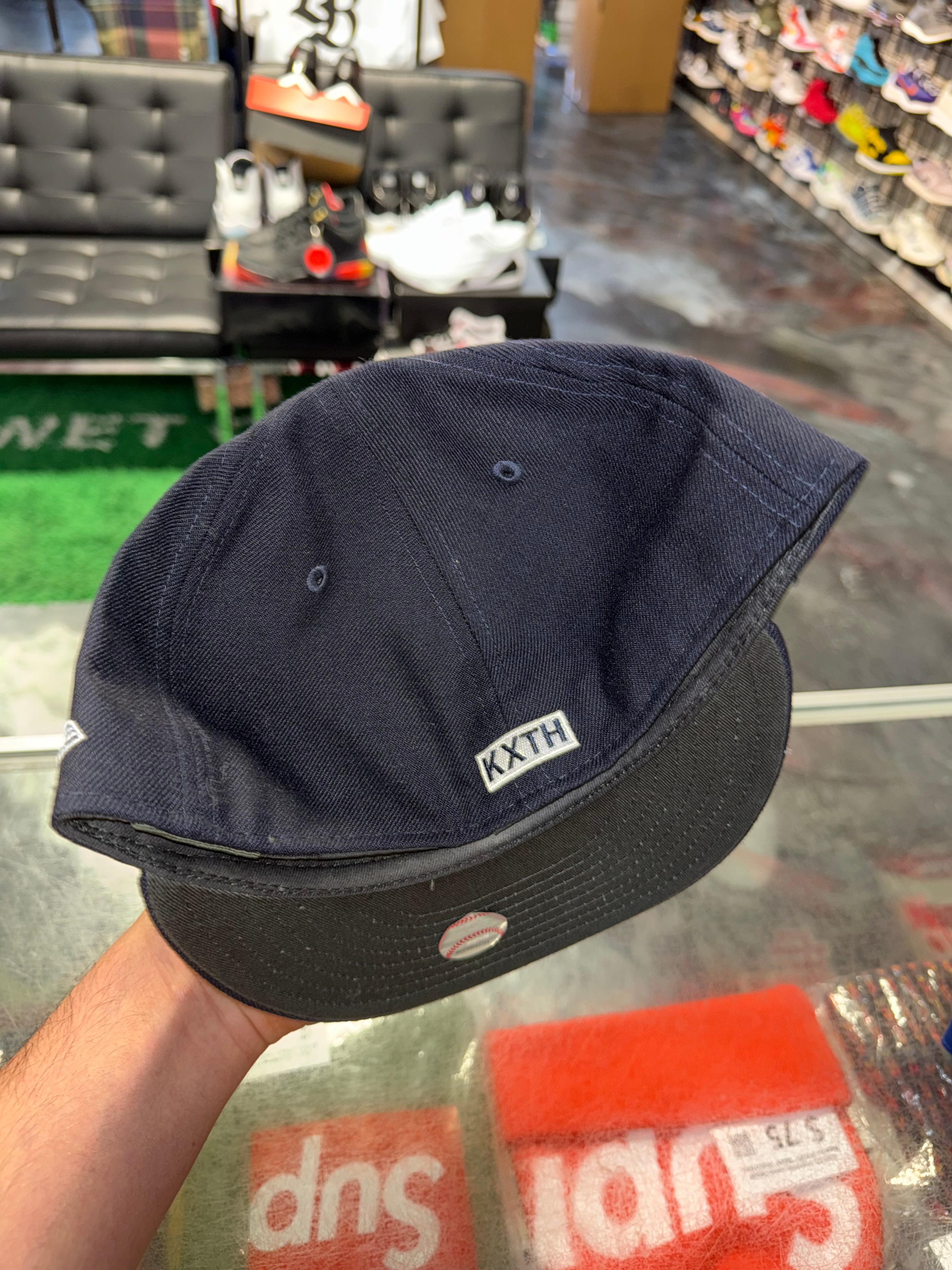 Size 7 1/2 Kith x New Era Fitted Hat “NY Yankees”