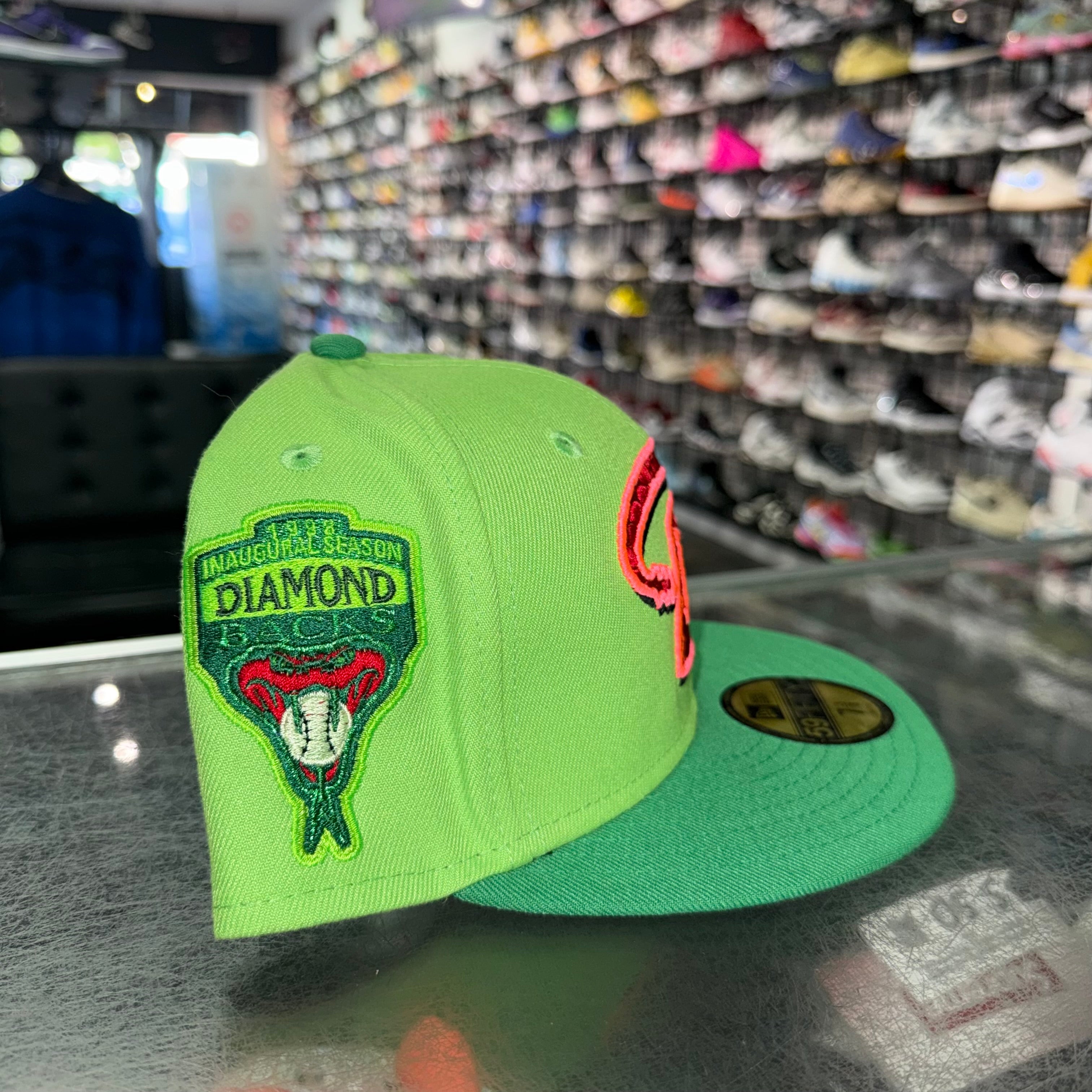 Size 7 3/8 New Era Fitted Hat “Diamondbacks Grinch Green” Brand New