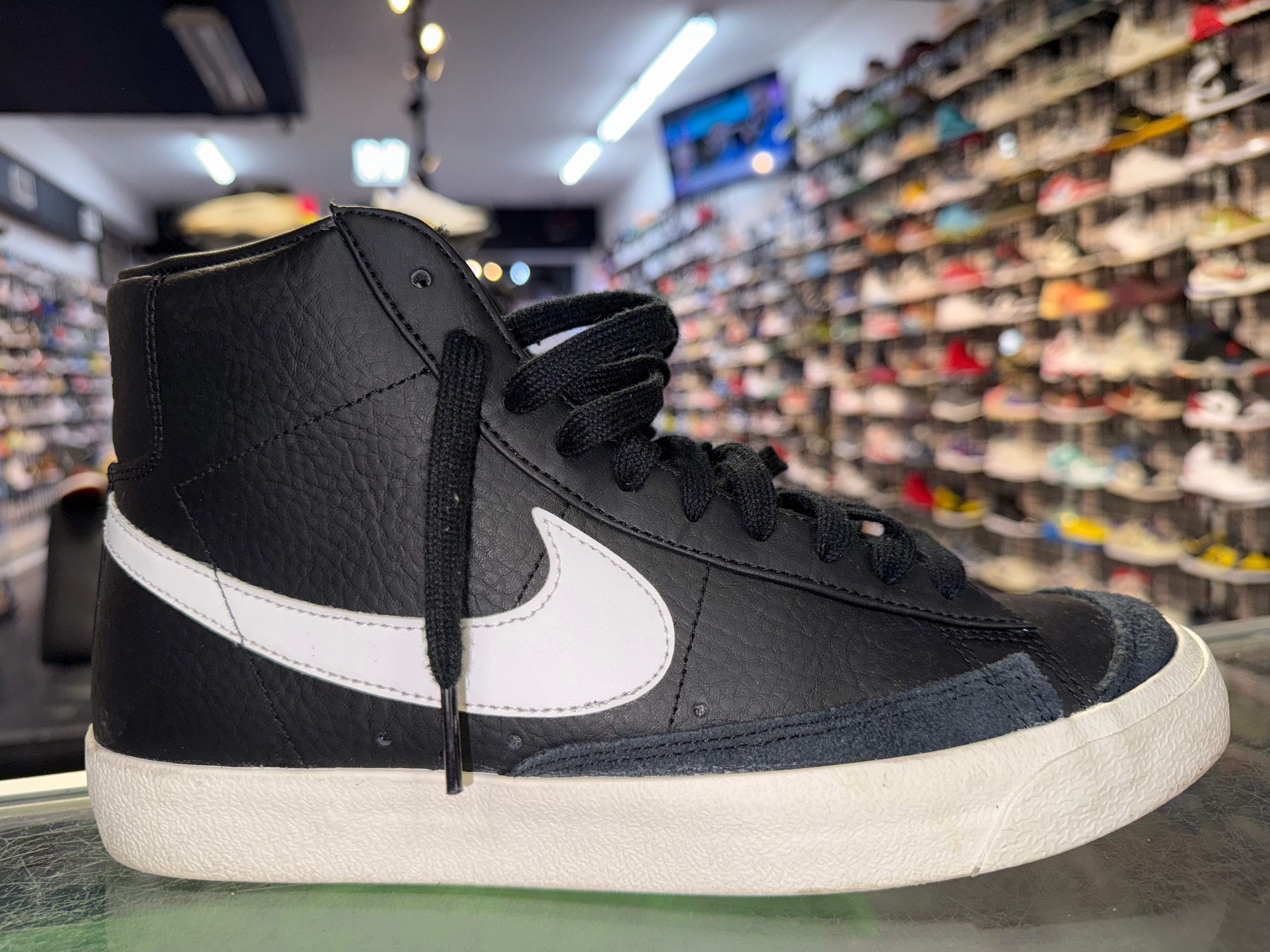 Size 8.5 Blazer High Black White - NB