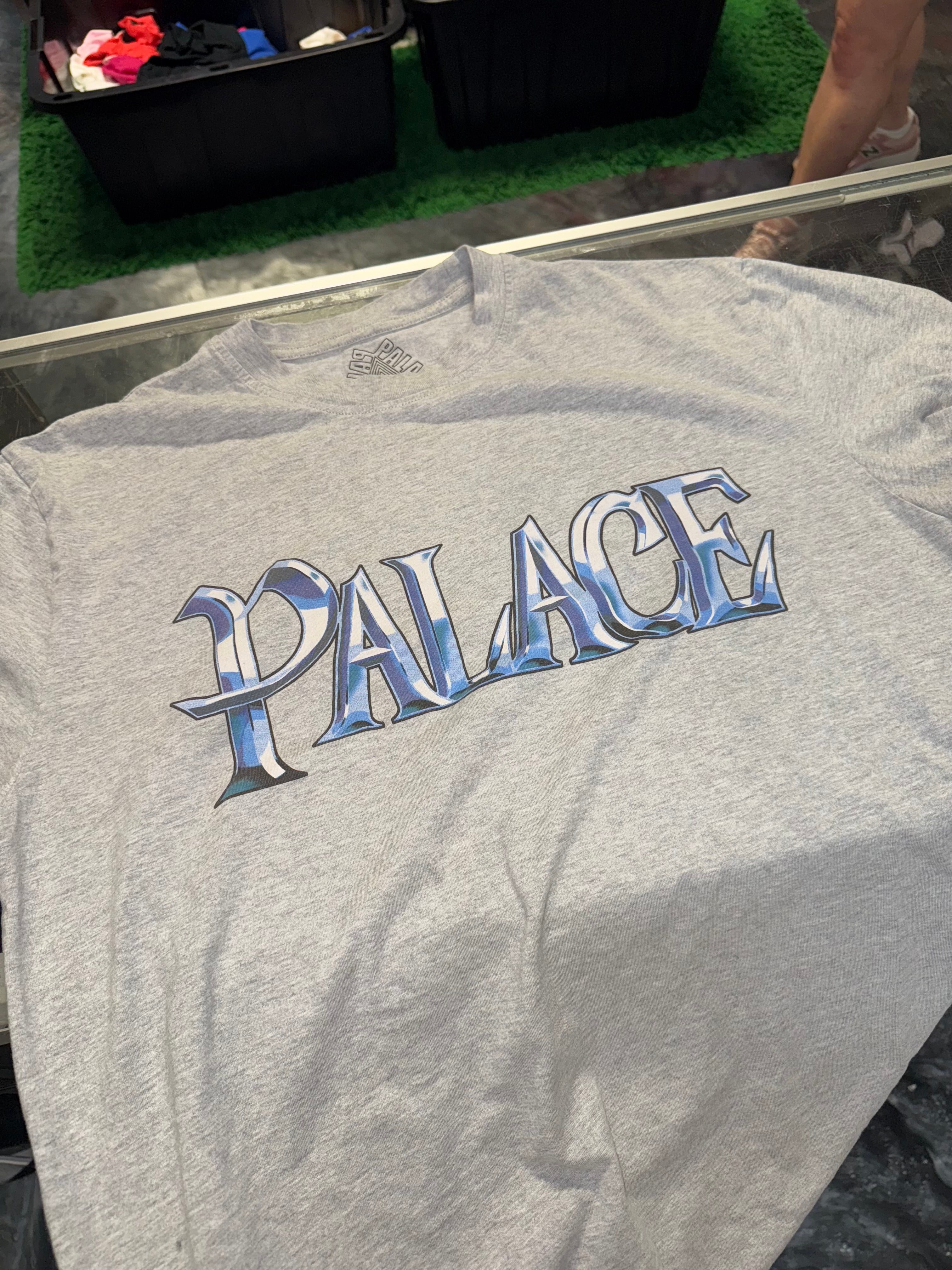 Size XL Palace Medieval Mandemi Tee “Grey”