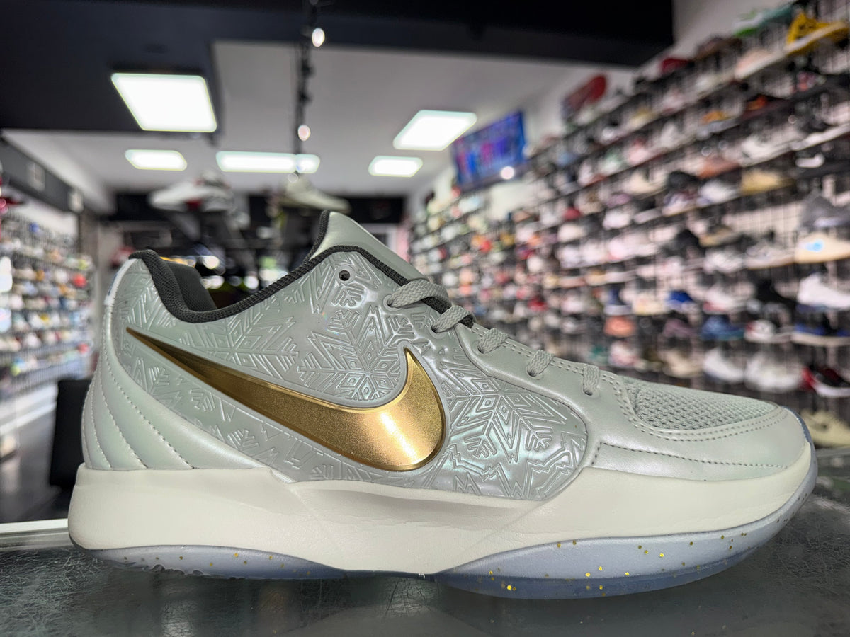Size 10 Nike Ja 2 "Tree Topper"