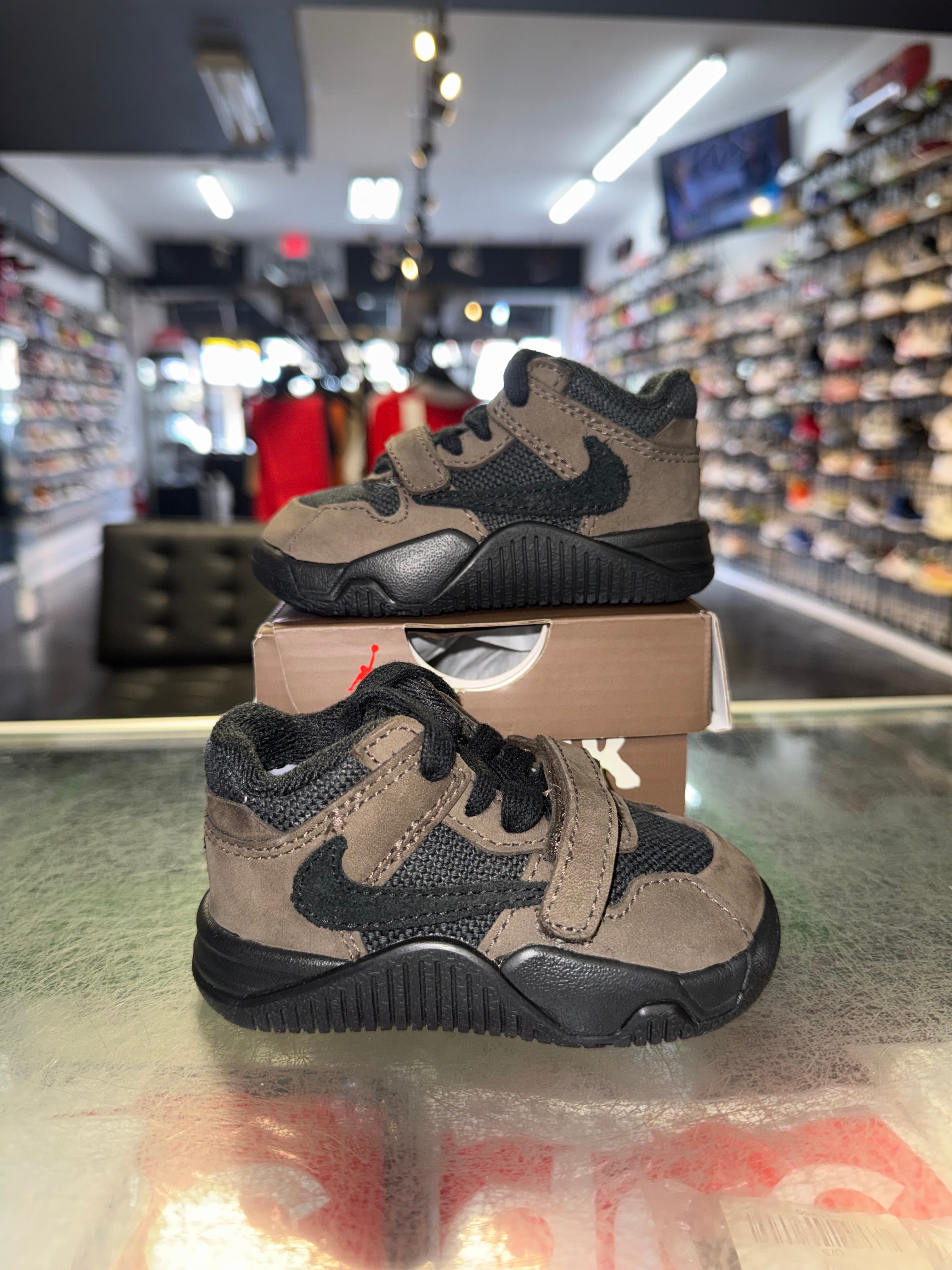 Size 4c Jumpman Jack Travis Scott “Mocha” (TD)