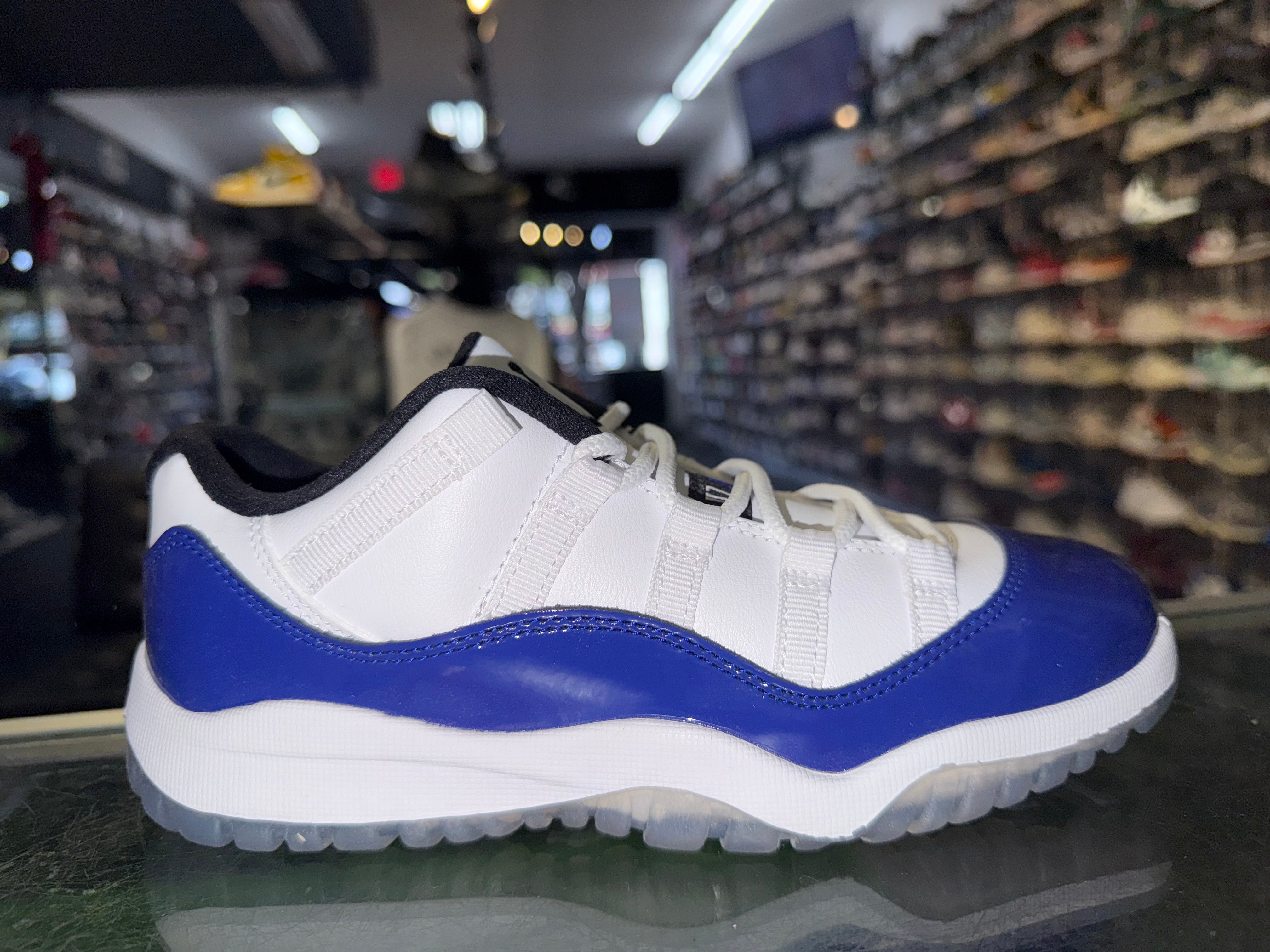 Size 2.5y Air Jordan 11 Low "White Concord" (PS) Brand New