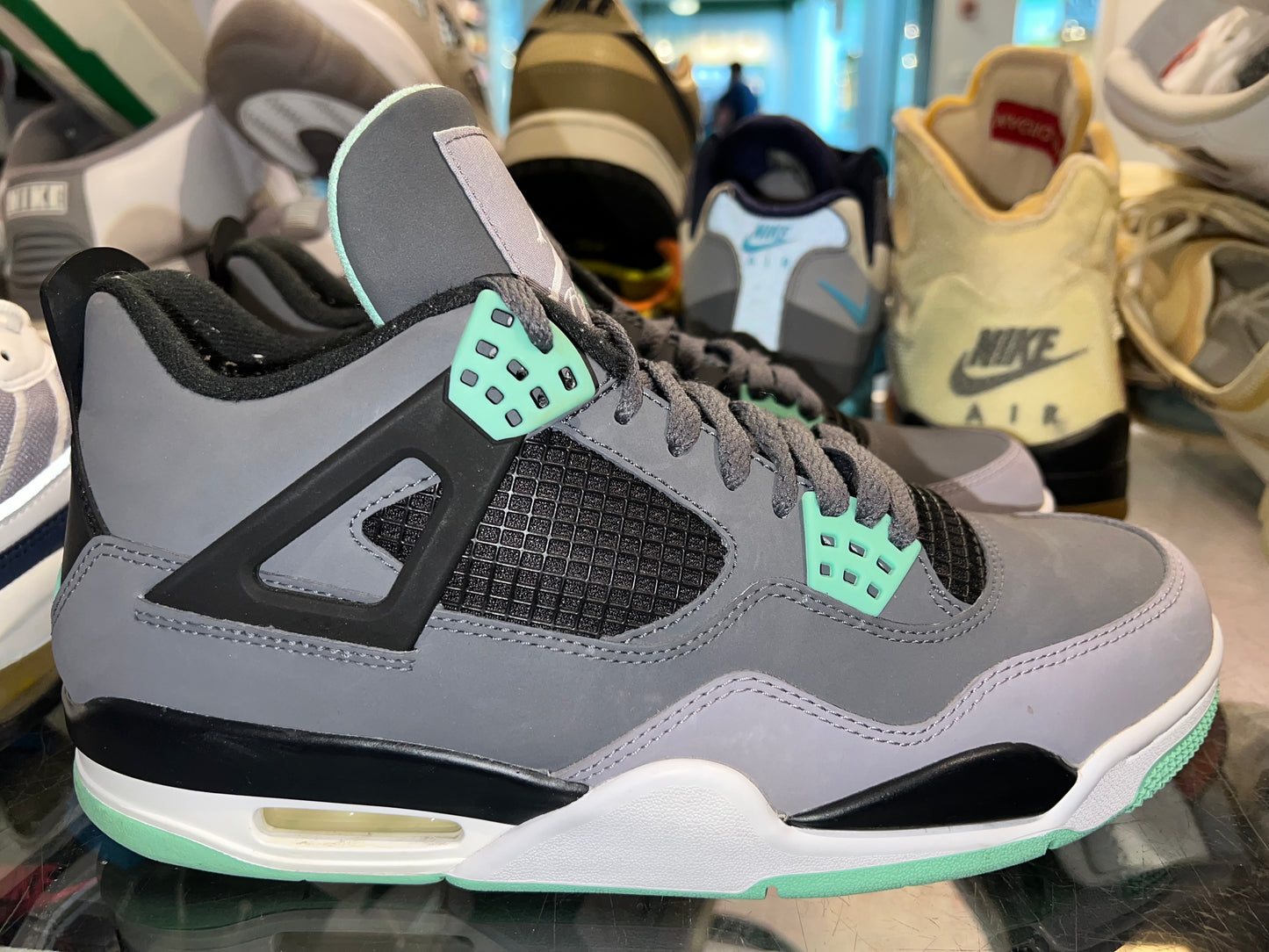 Size 8.5 Air Jordan 4 “Green Glow” (Mall)