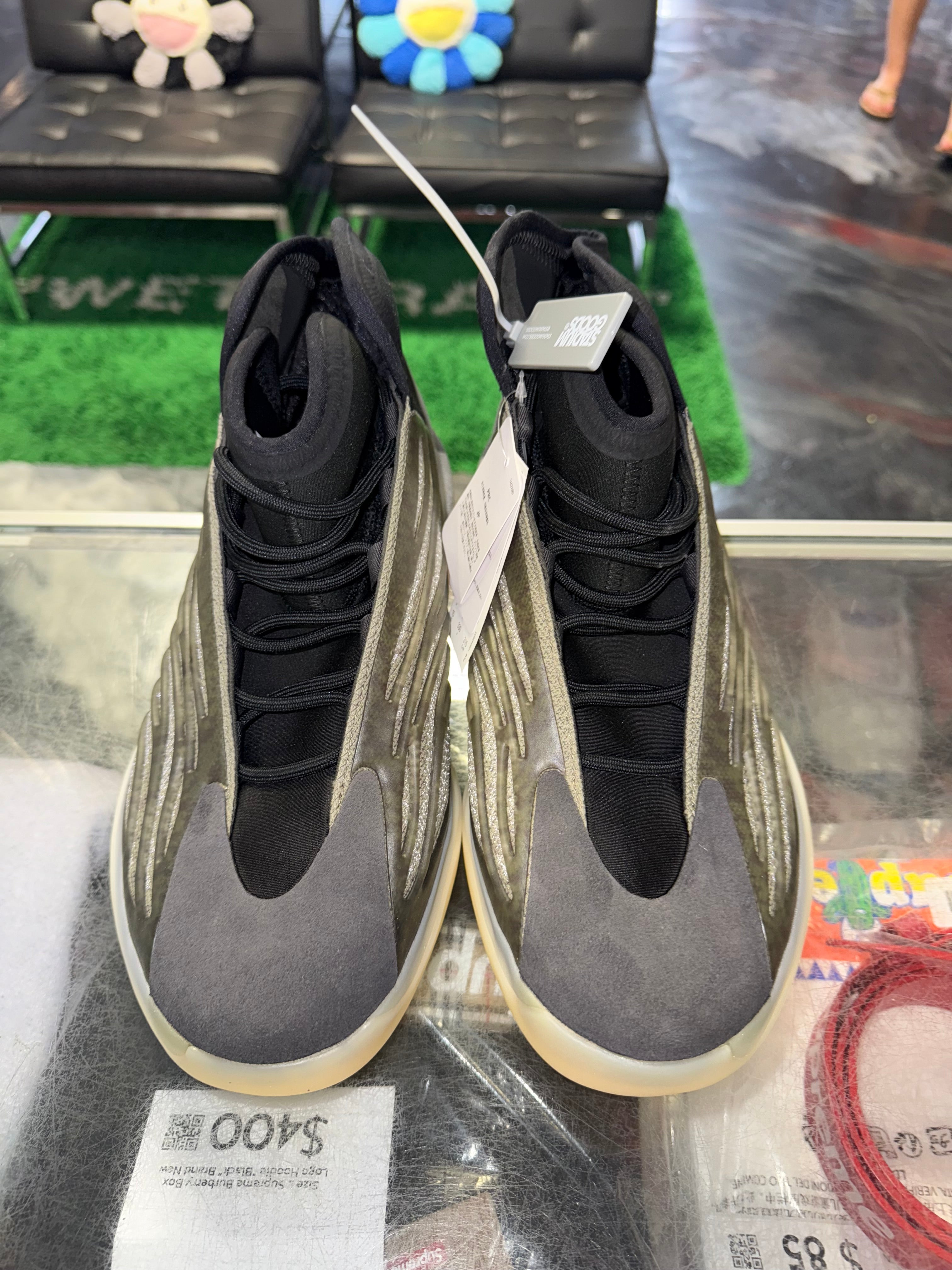 Size 15 Adidas Yeezy QNTM “Barium” Brand New