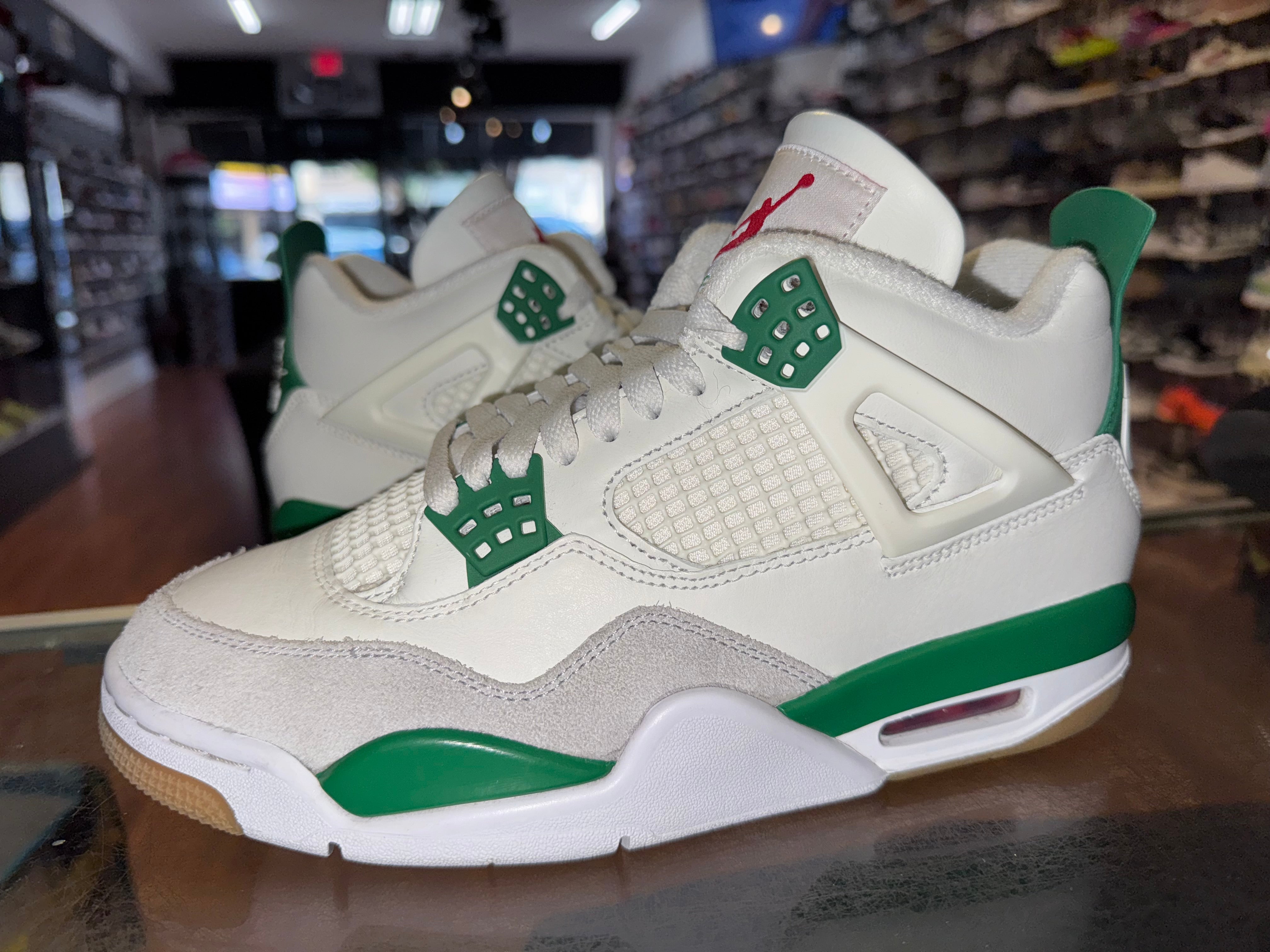 Size 7 Air Jordan 4 SB “Pine Green”