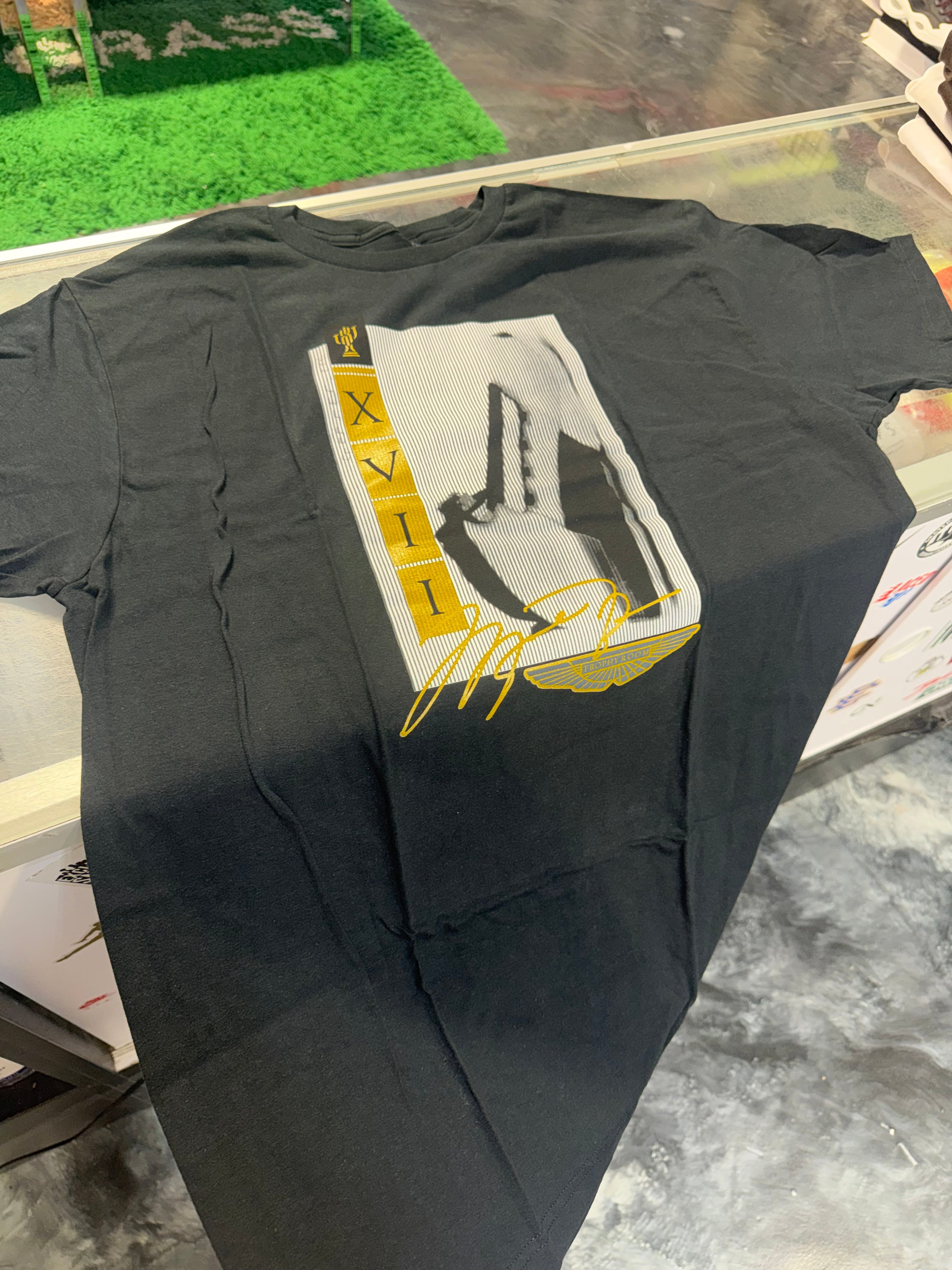 Size XL Trophy Room Air Jordan 17 Tee “Black” Brand New