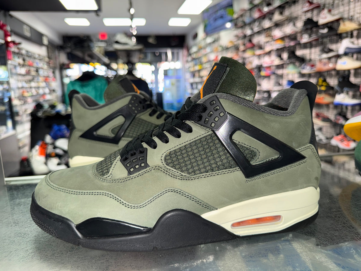 Air Jordan 4 Undefeated sneaker, pre-owned, size 12 – view 2