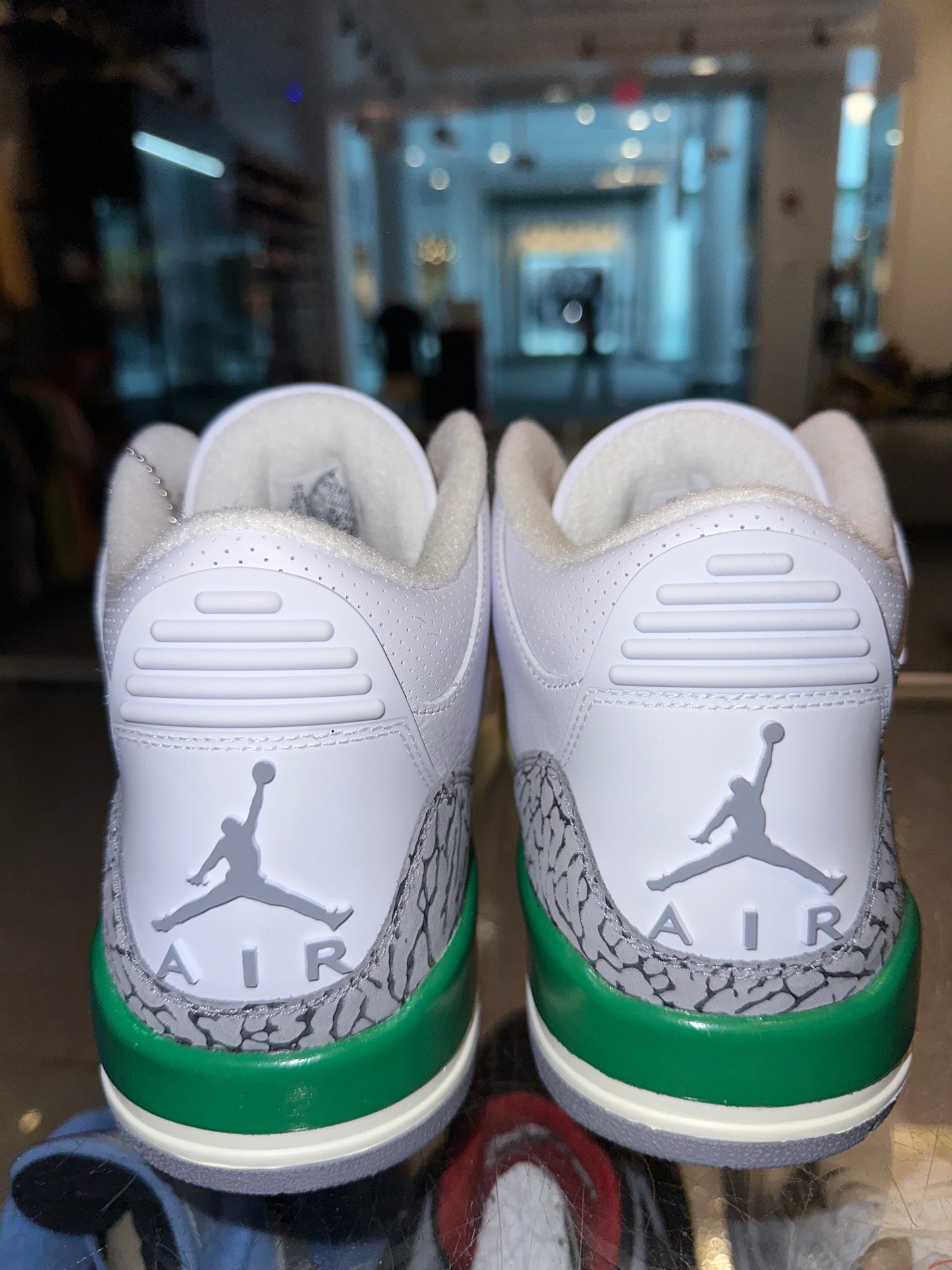 Size 10.5 (12w) Air Jordan 3 “Lucky Green” Brand New (Mall)