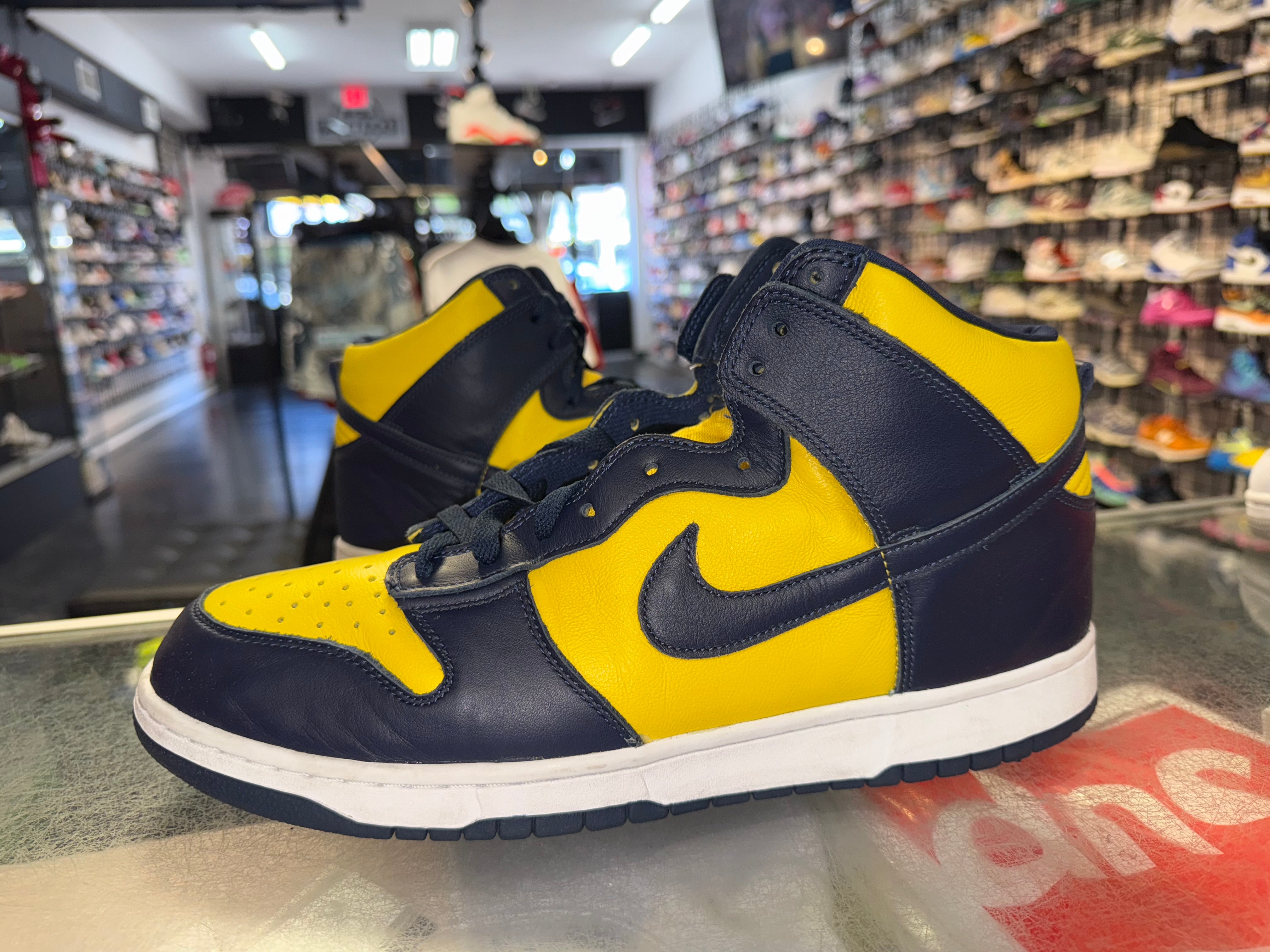 Size 14 Dunk High "Michigan"