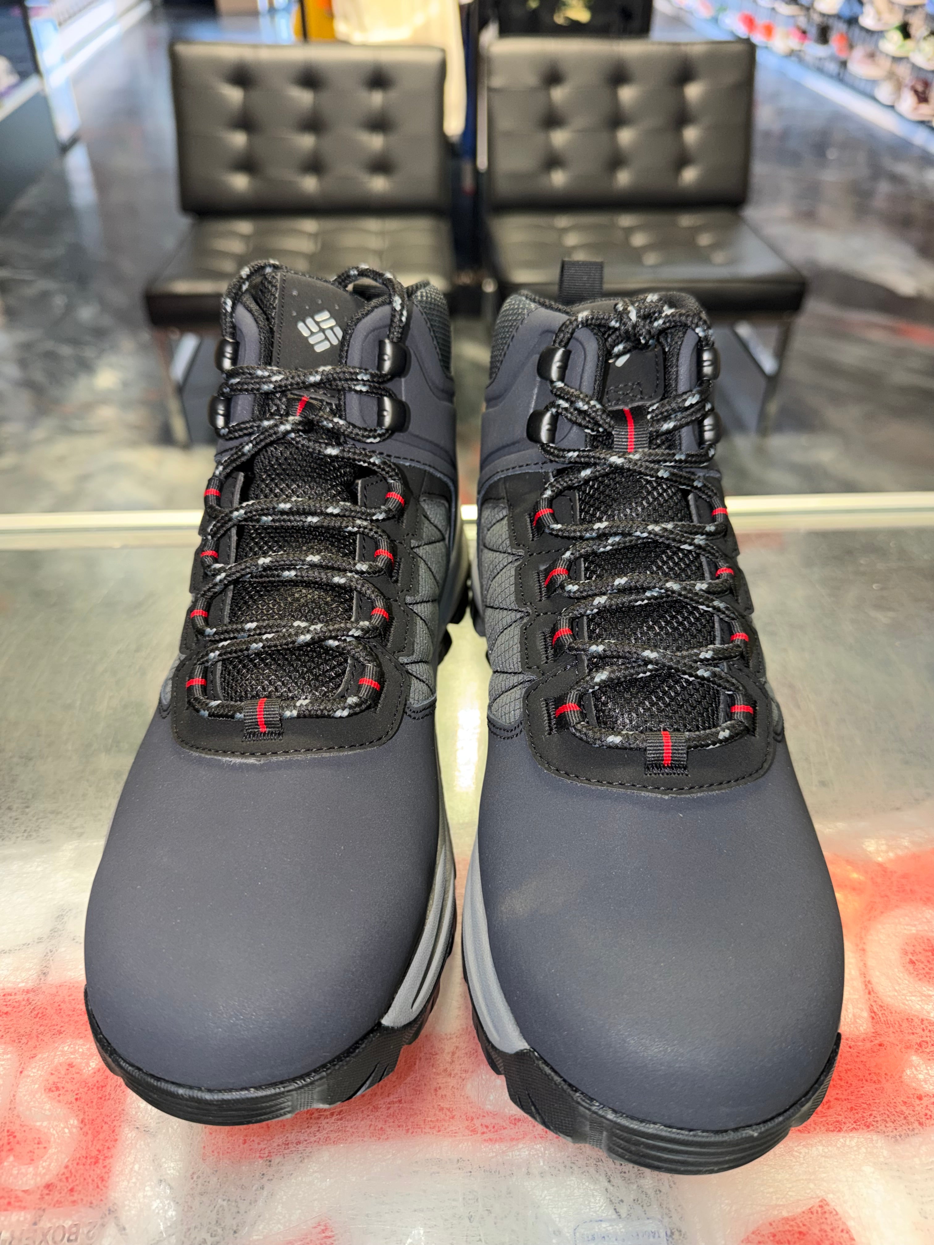 Size 9 Columbia Transverse Hike Waterproof Boot "Graphite" Brand New