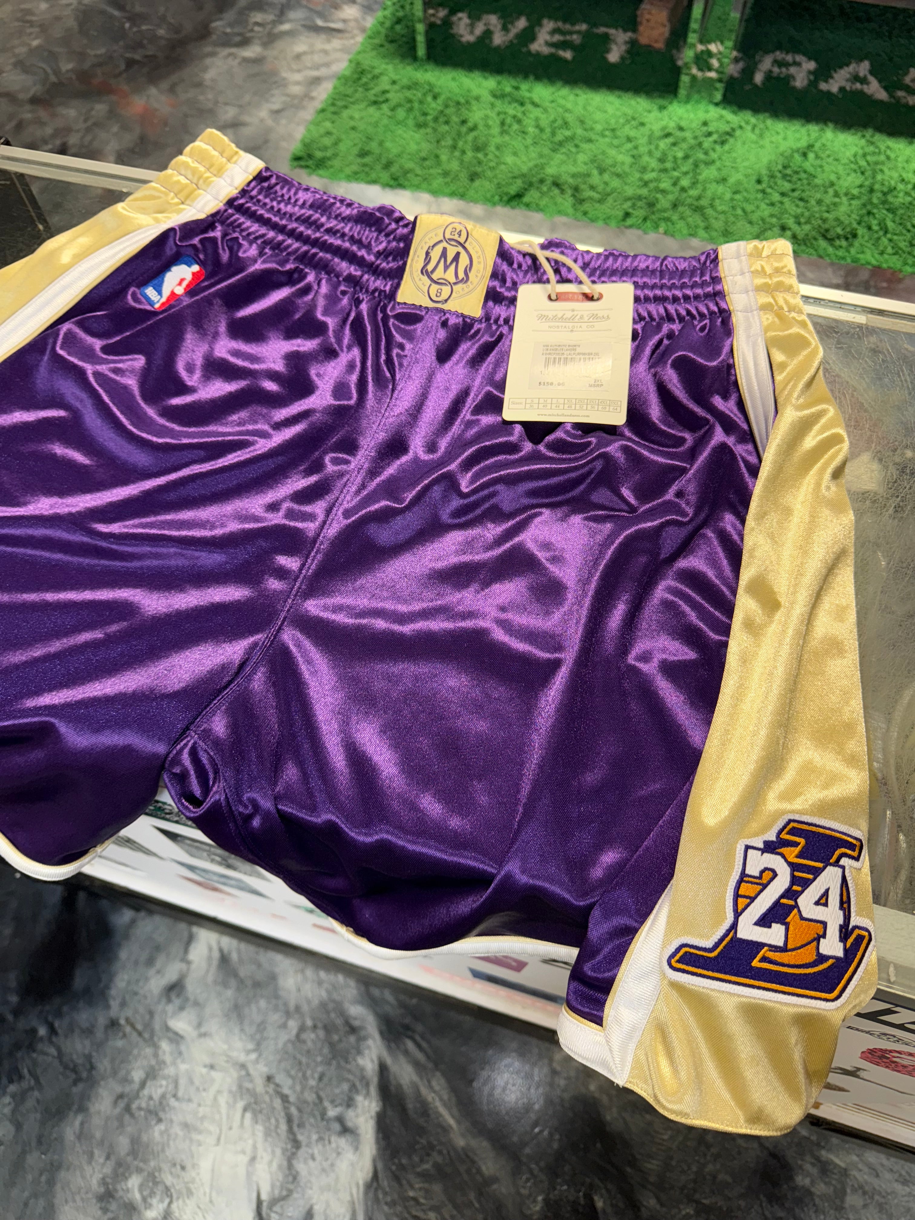 Size XXL Mitchell & Ness NBA Shorts “LA Lakers Mamba” Brand New