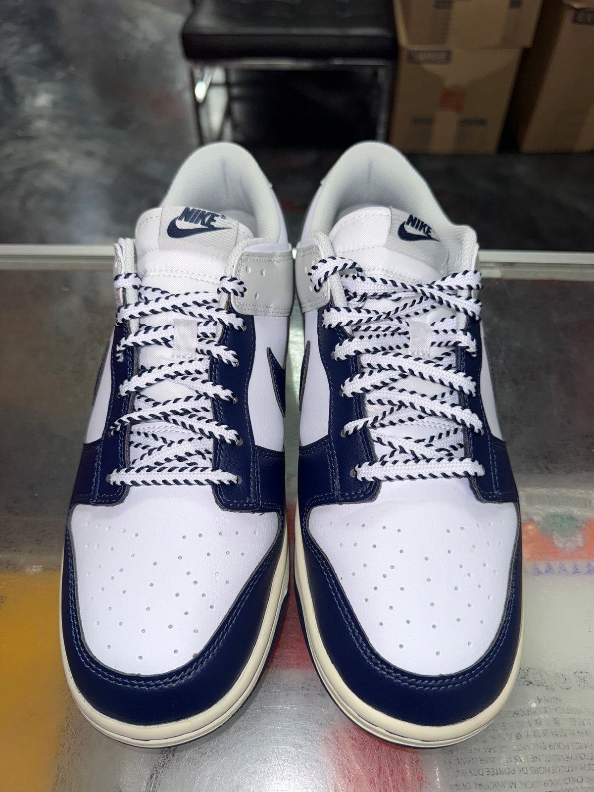 Nike Dunk Low New York Yankees sneaker, pre-owned, size 10.5 – view 5
