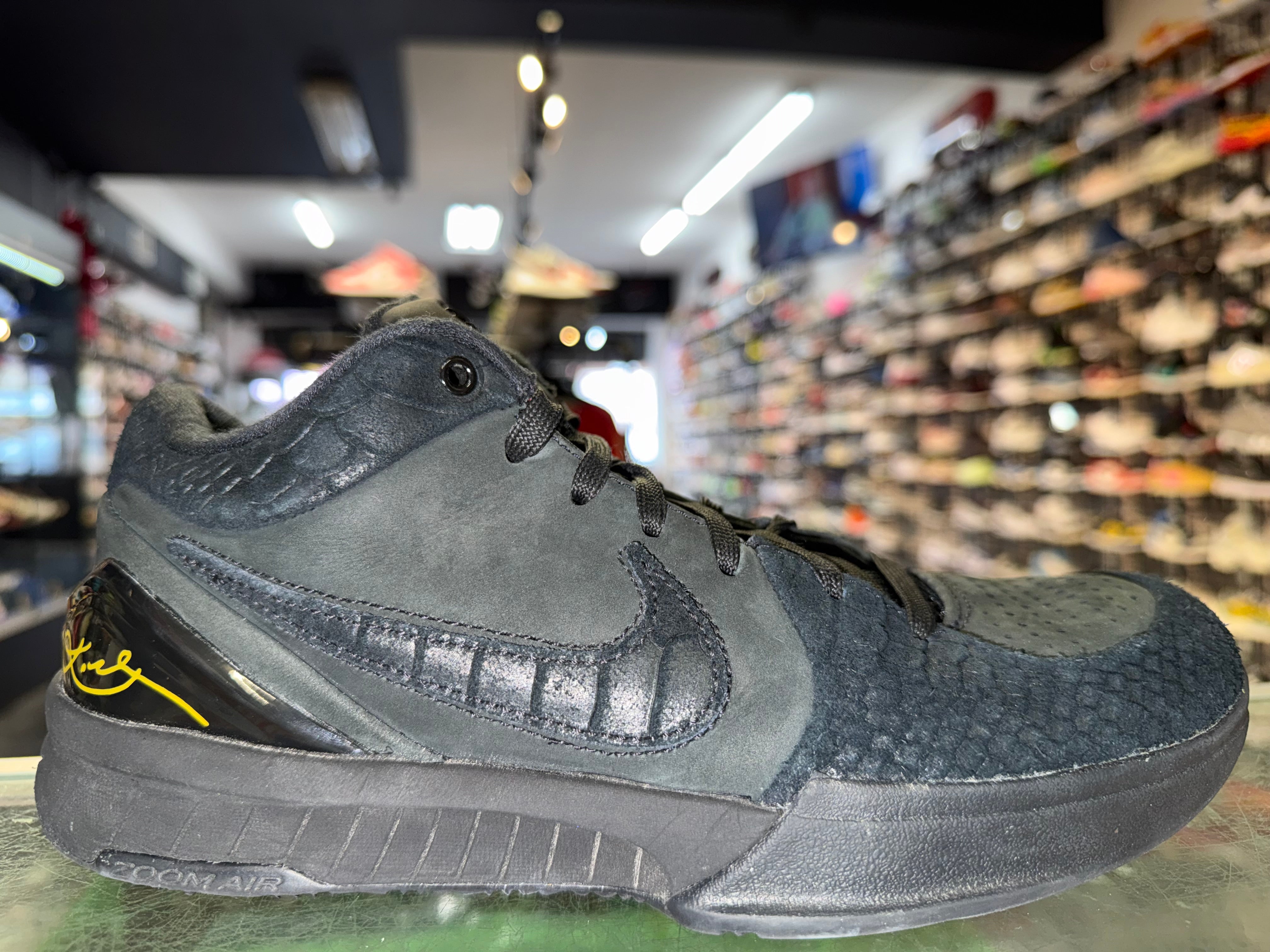 Size 6.5 Kobe 4 Protro “Gift of Mamba”