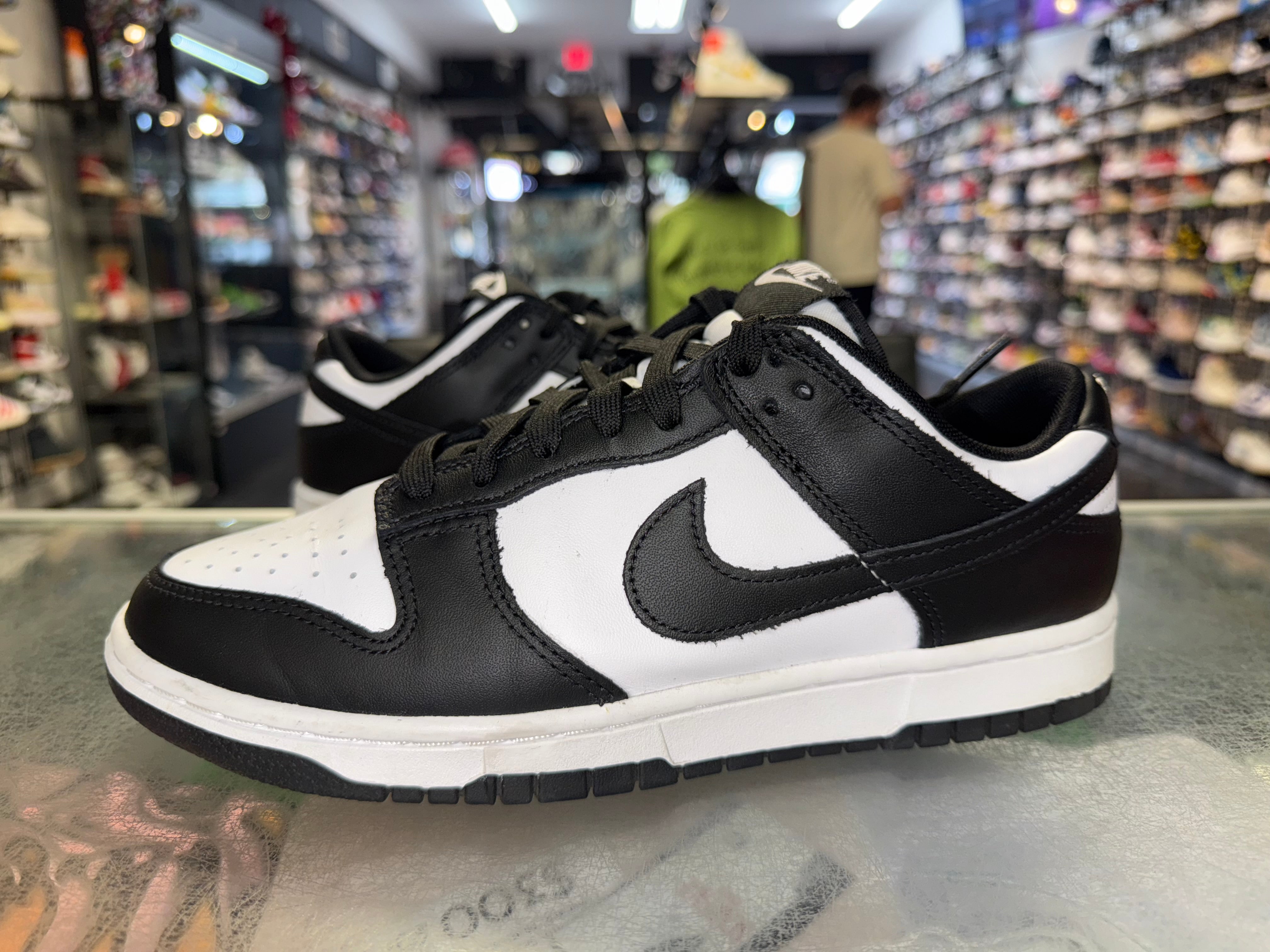 Size 8 Dunk Low “Panda”