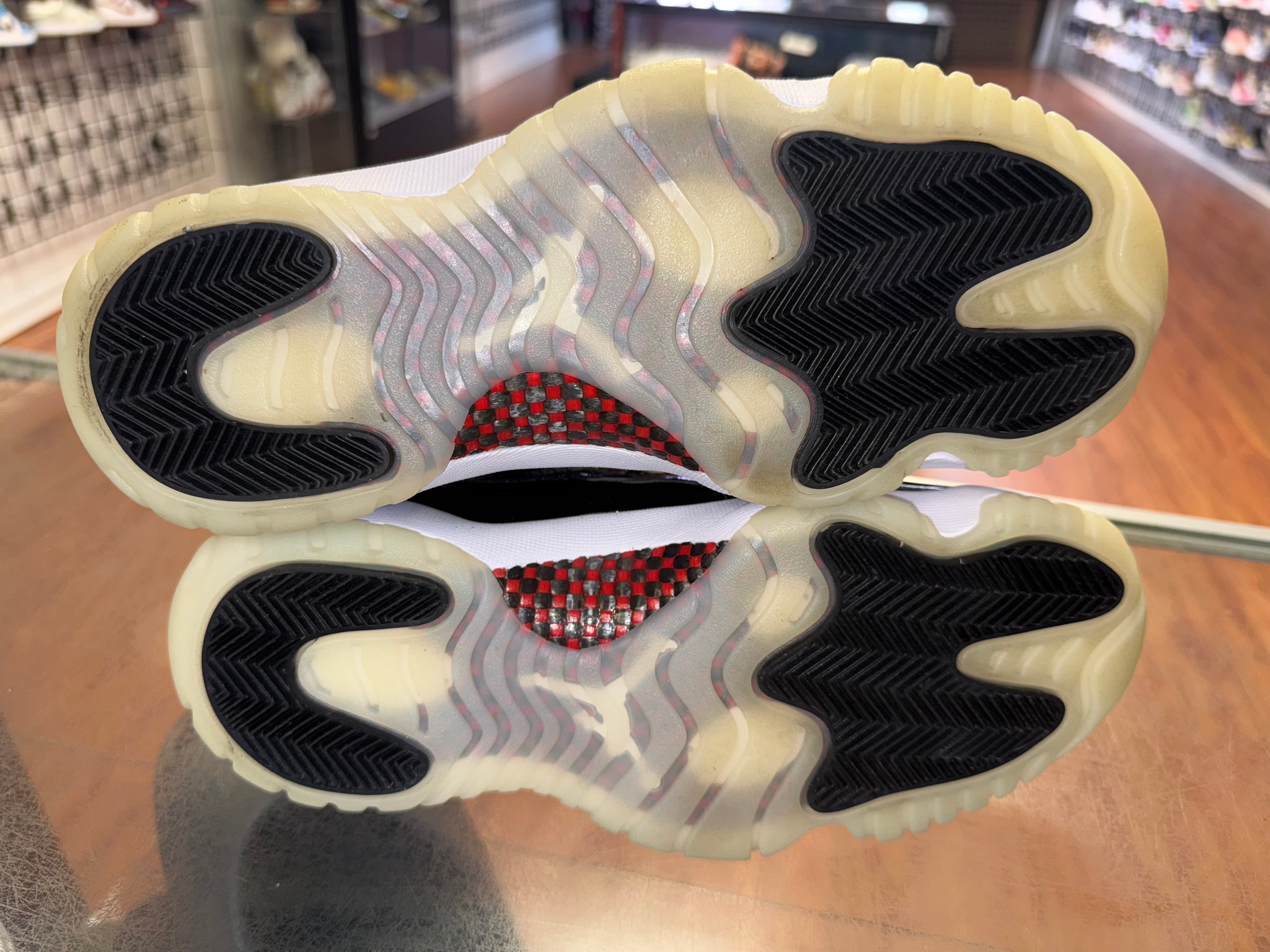 Size 8 Air Jordan 11 Low "72-10"