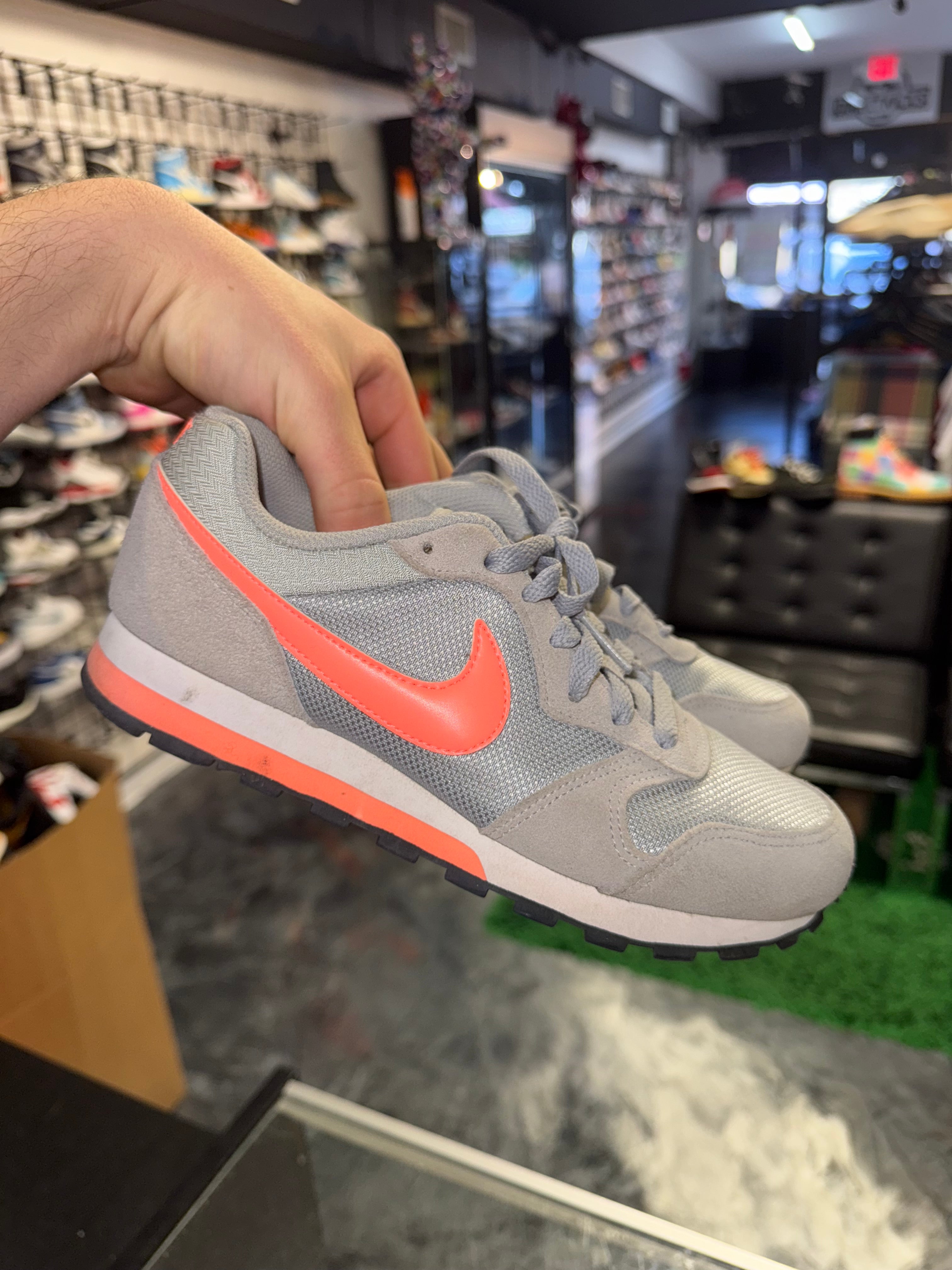 Size 6.5W Air Max Correlate "Peach grey" - NB