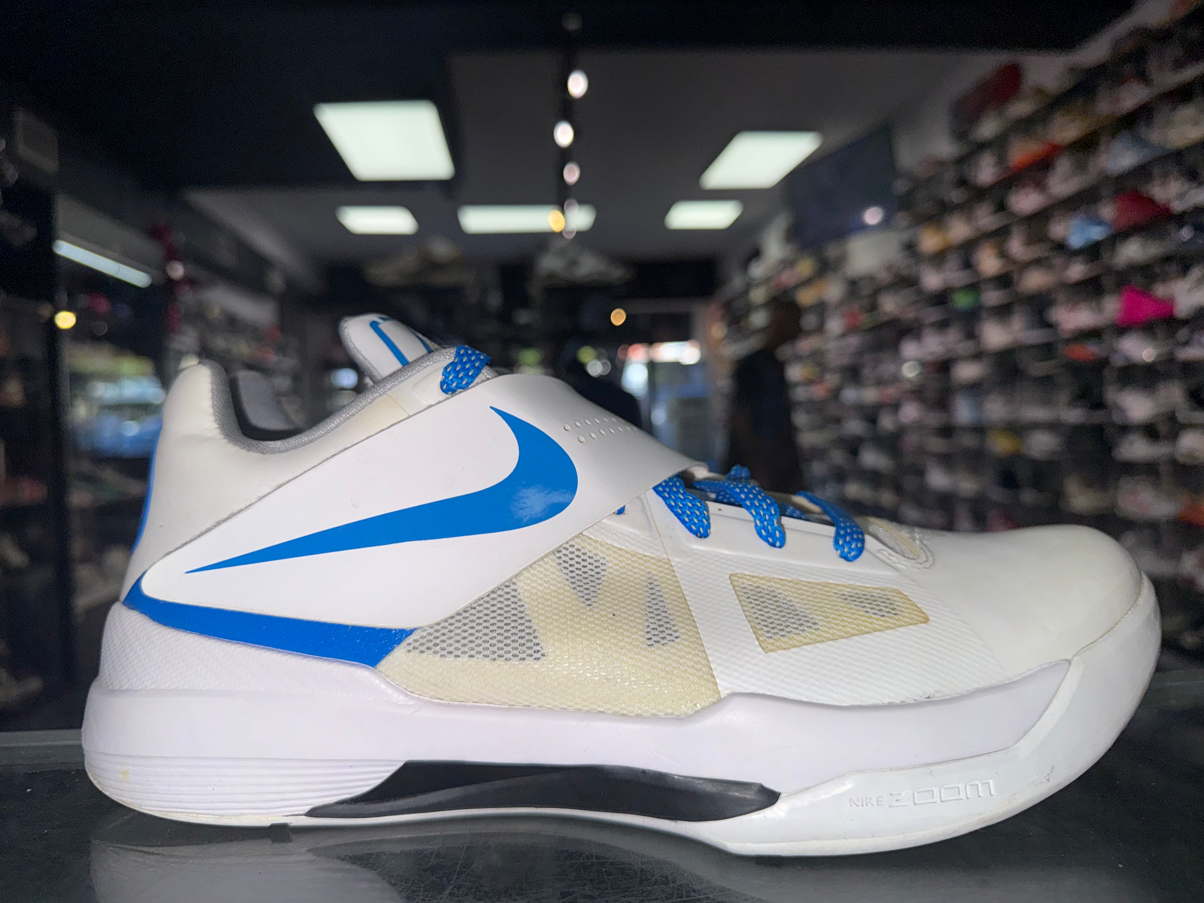 Size 10.5 KD 4 Think 16 "Thunderstruck"