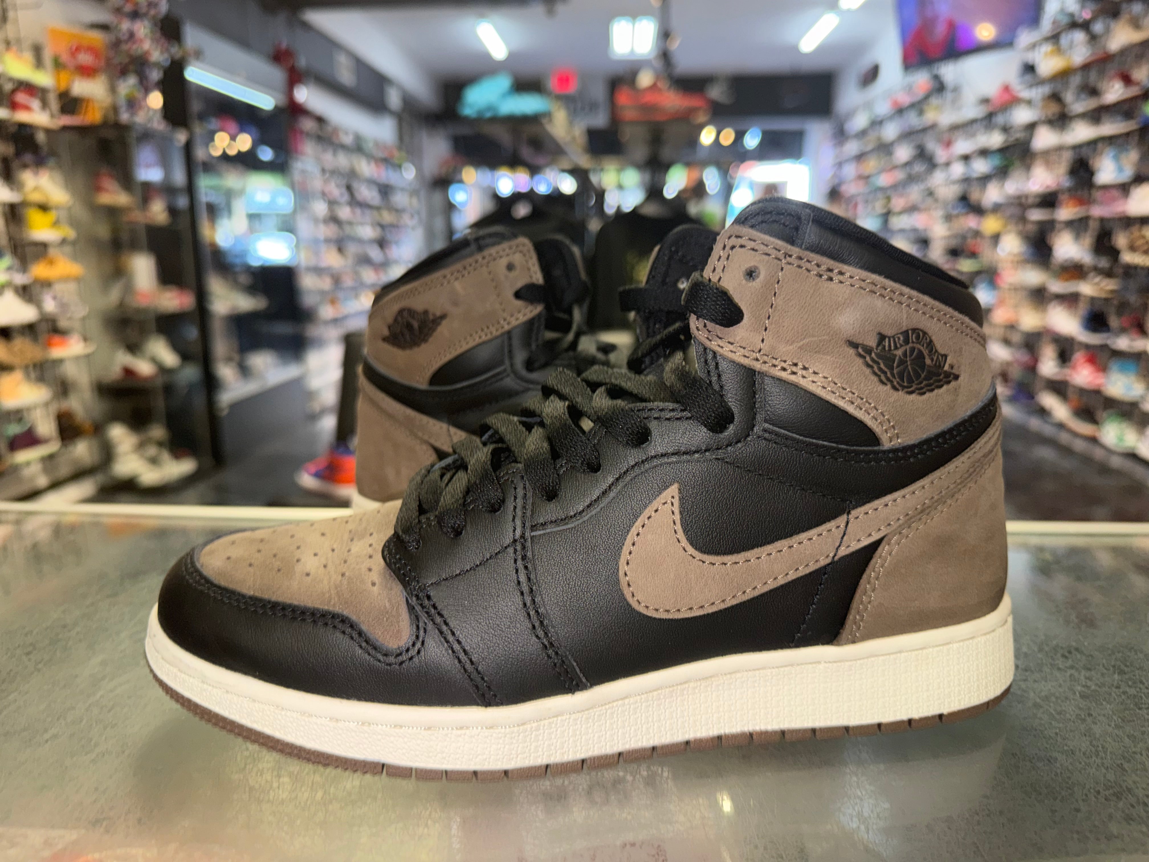 Size 7y Air Jordan 1 "Palomino"