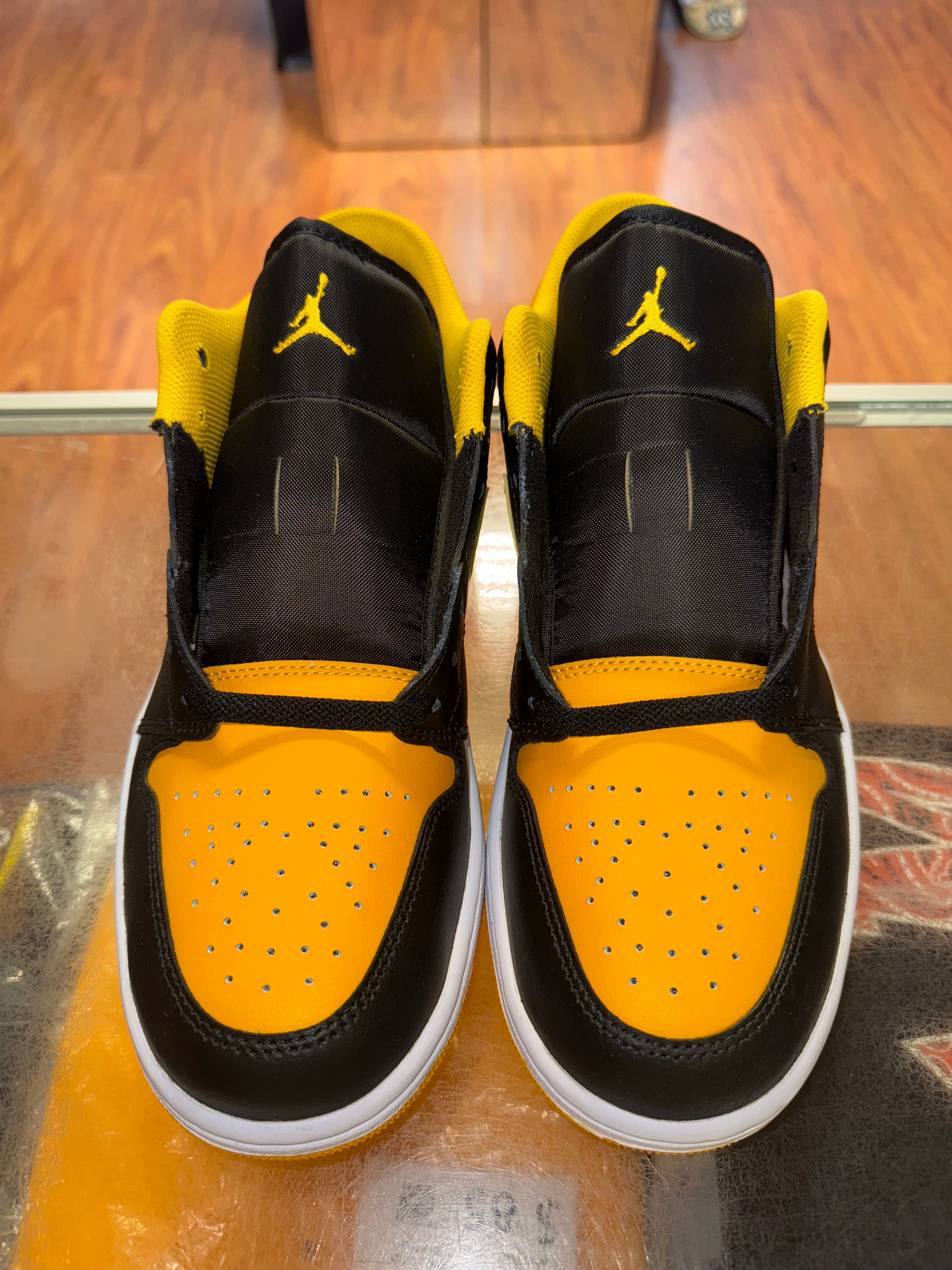 Size 10 Air Jordan 1 Low "Yellow Ochre" Brand New
