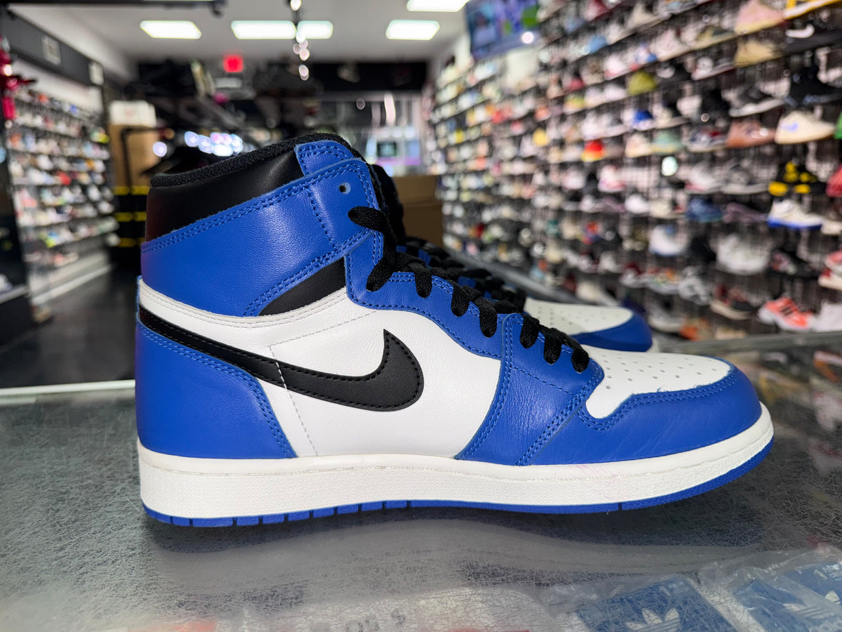 Air Jordan 1 Game Royal sneaker, pre-owned, size 9.5 – view 3