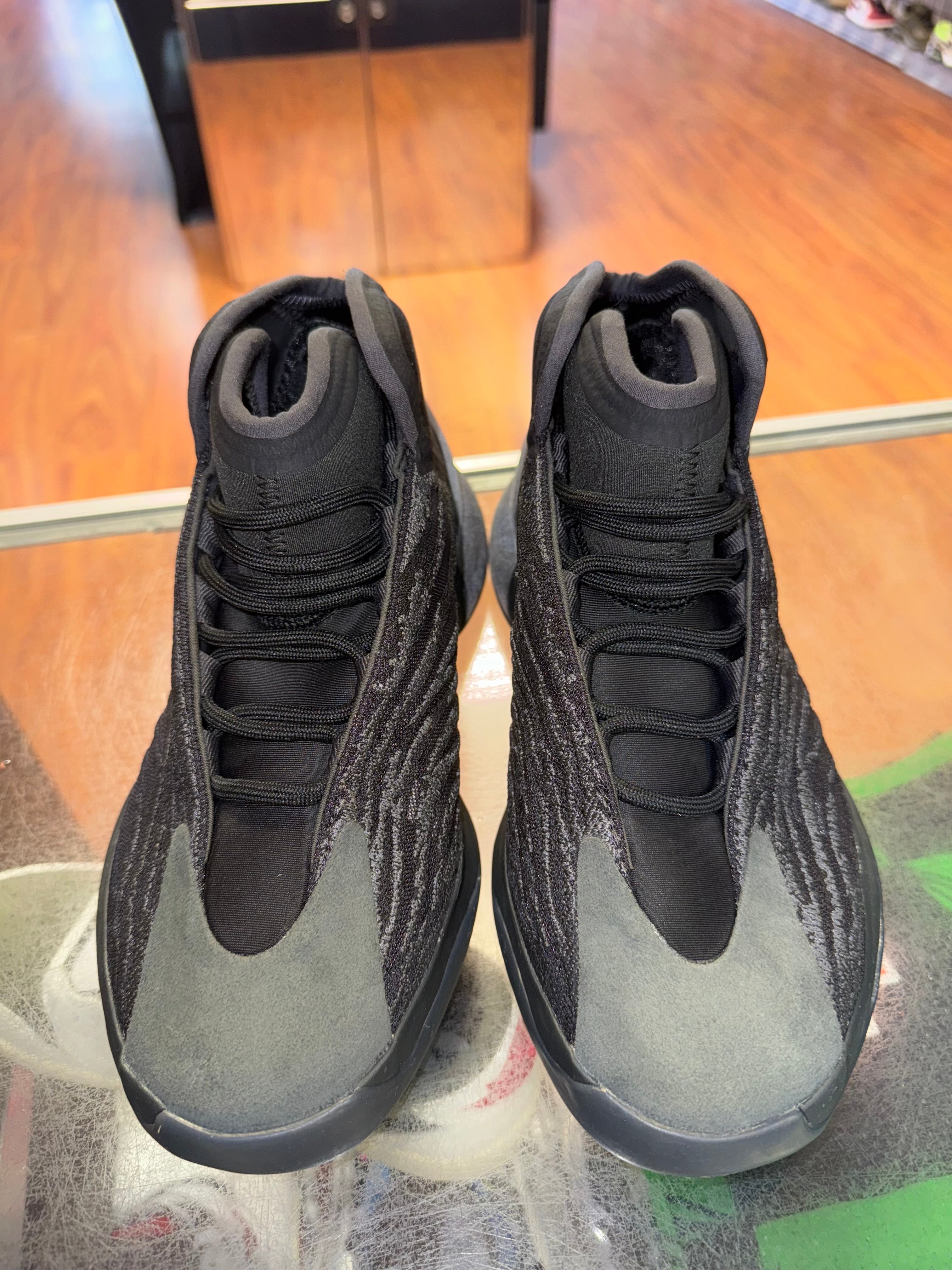 Size 9 Yeezy QNTM "Onyx
