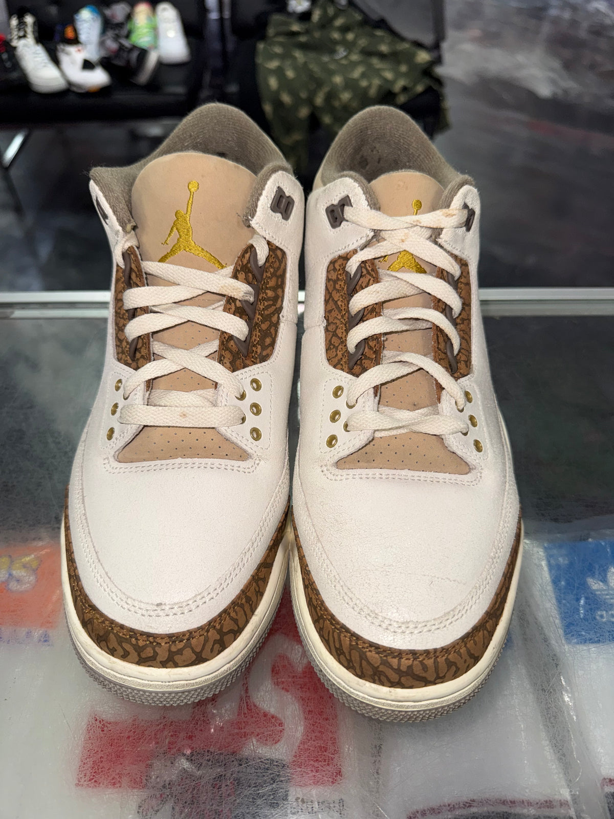 Air Jordan 3 Palomino sneaker, pre-owned, size 9.5 – view 5
