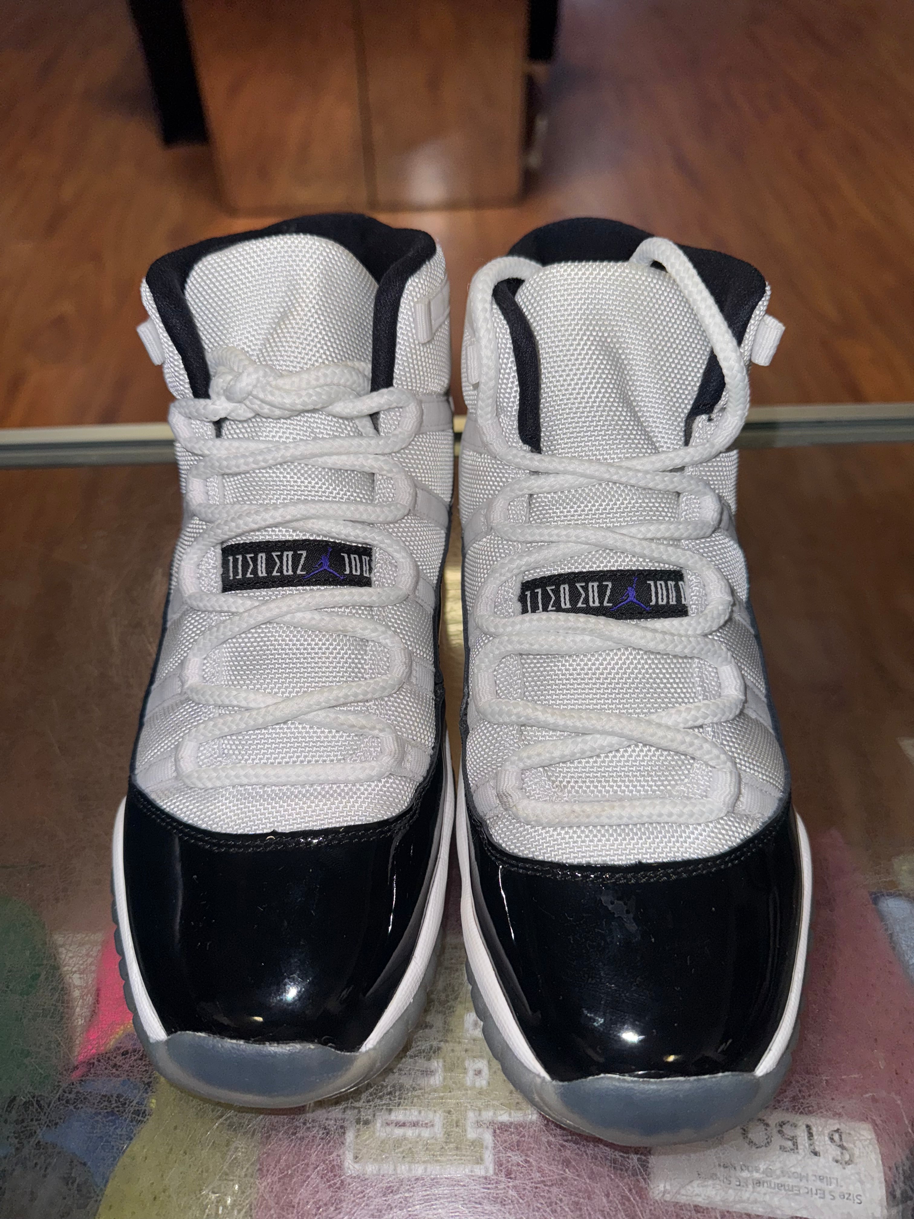 Size 6.5y Air Jordan 11 "Concord"
