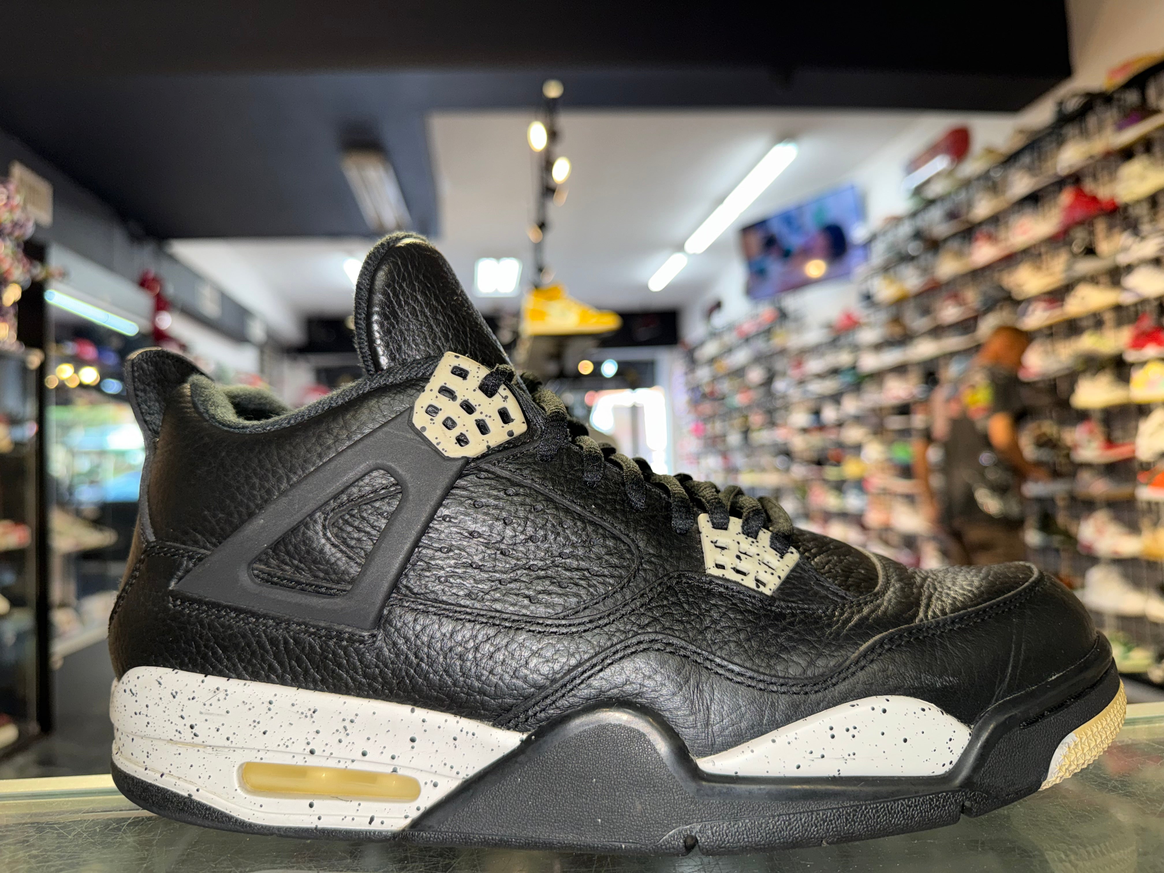 Size 10 Air Jordan 4 “Oreo”