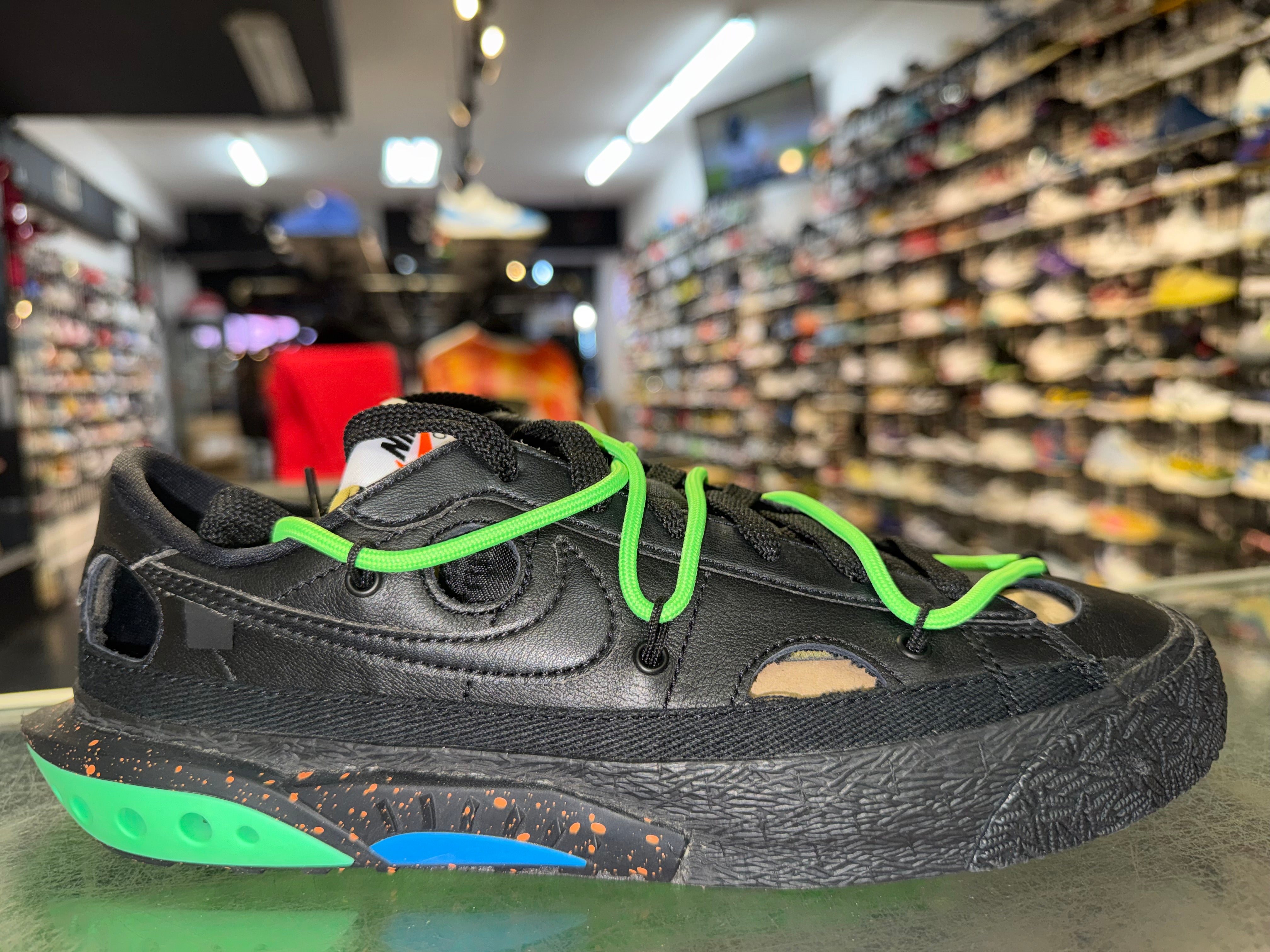 Size 6 Blazer Low Off White "Electro Green" Brand New