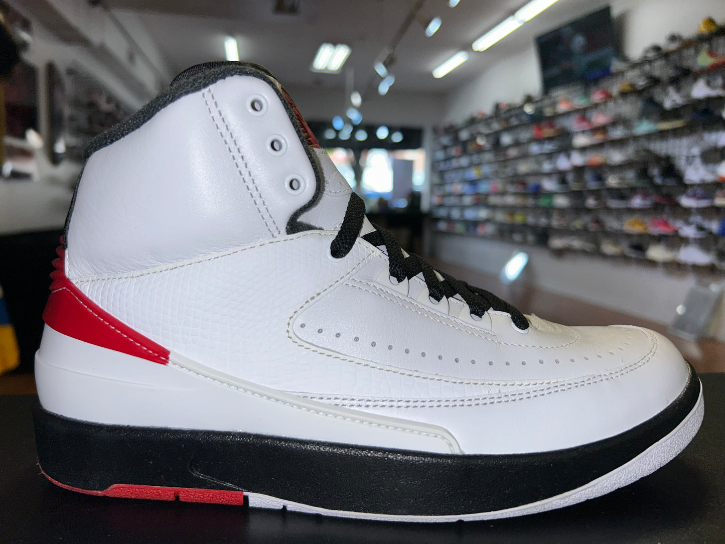 Size 7.5 Air Jordan 2 “Chicago” (MAMO)