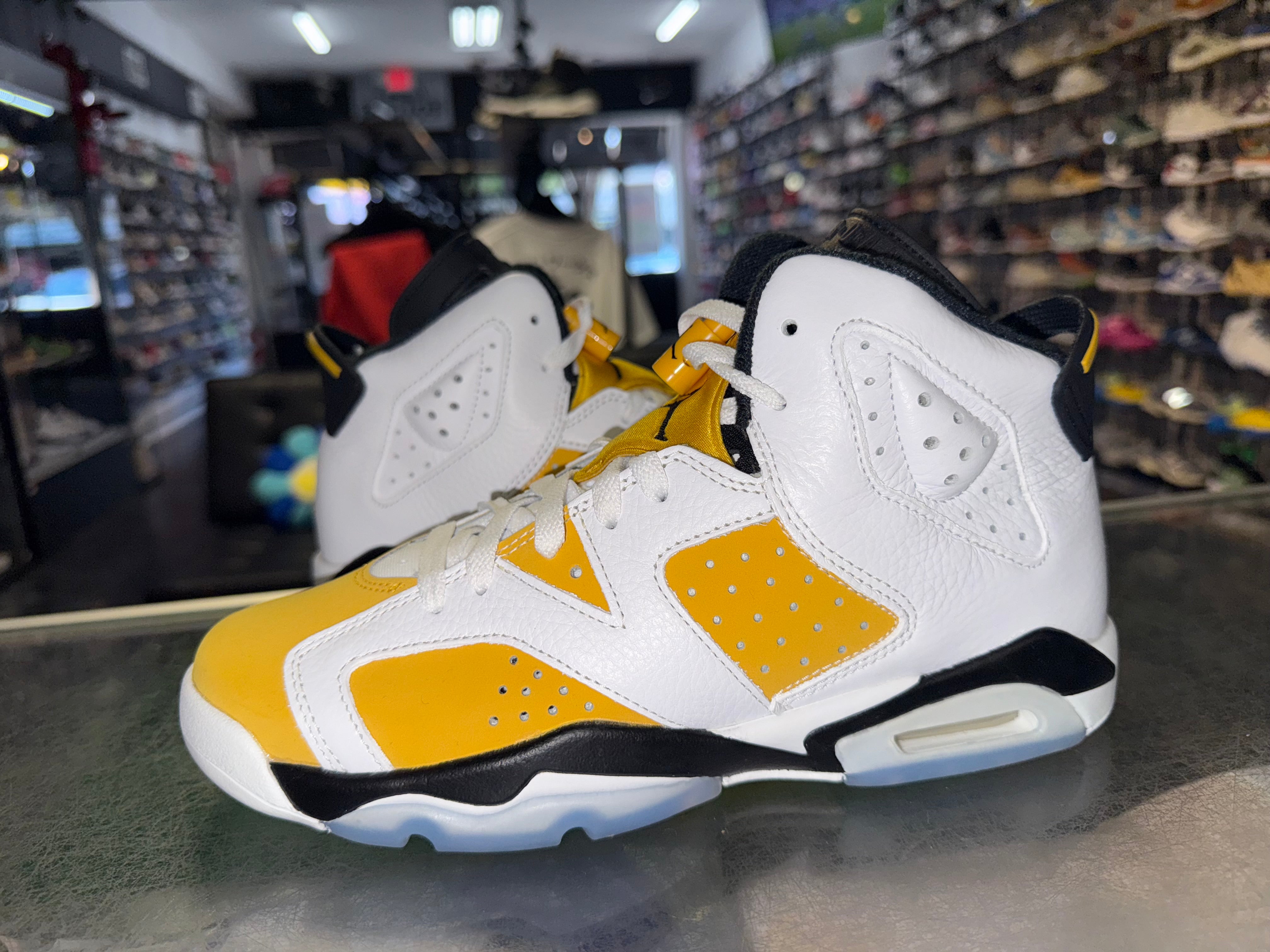 Size 7y Air Jordan 6 "Yellow Ochre"