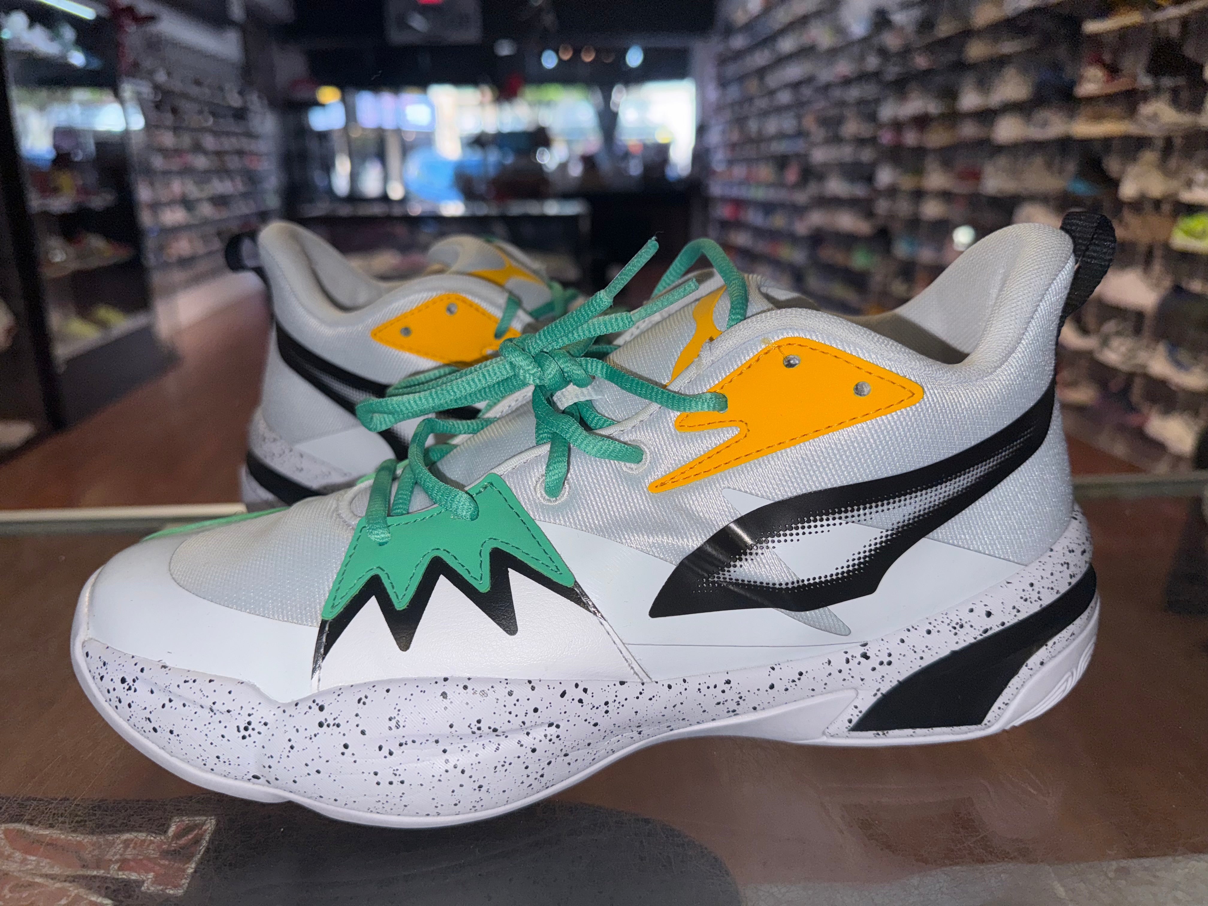 Size 9 Puma Basketball - NB