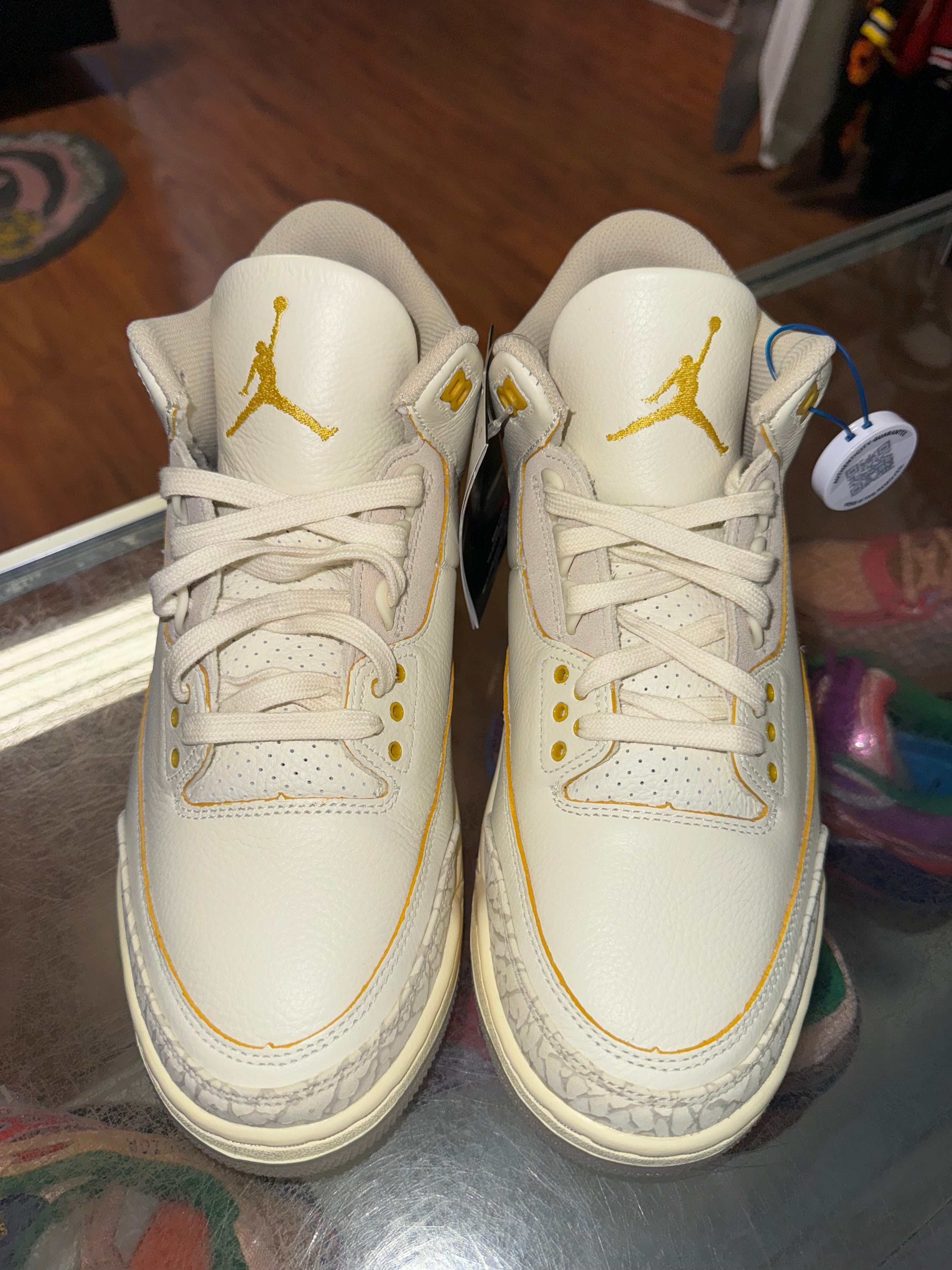 Size 9.5 Air Jordan 3 J Balvin "Medellin Sunset" Brand New