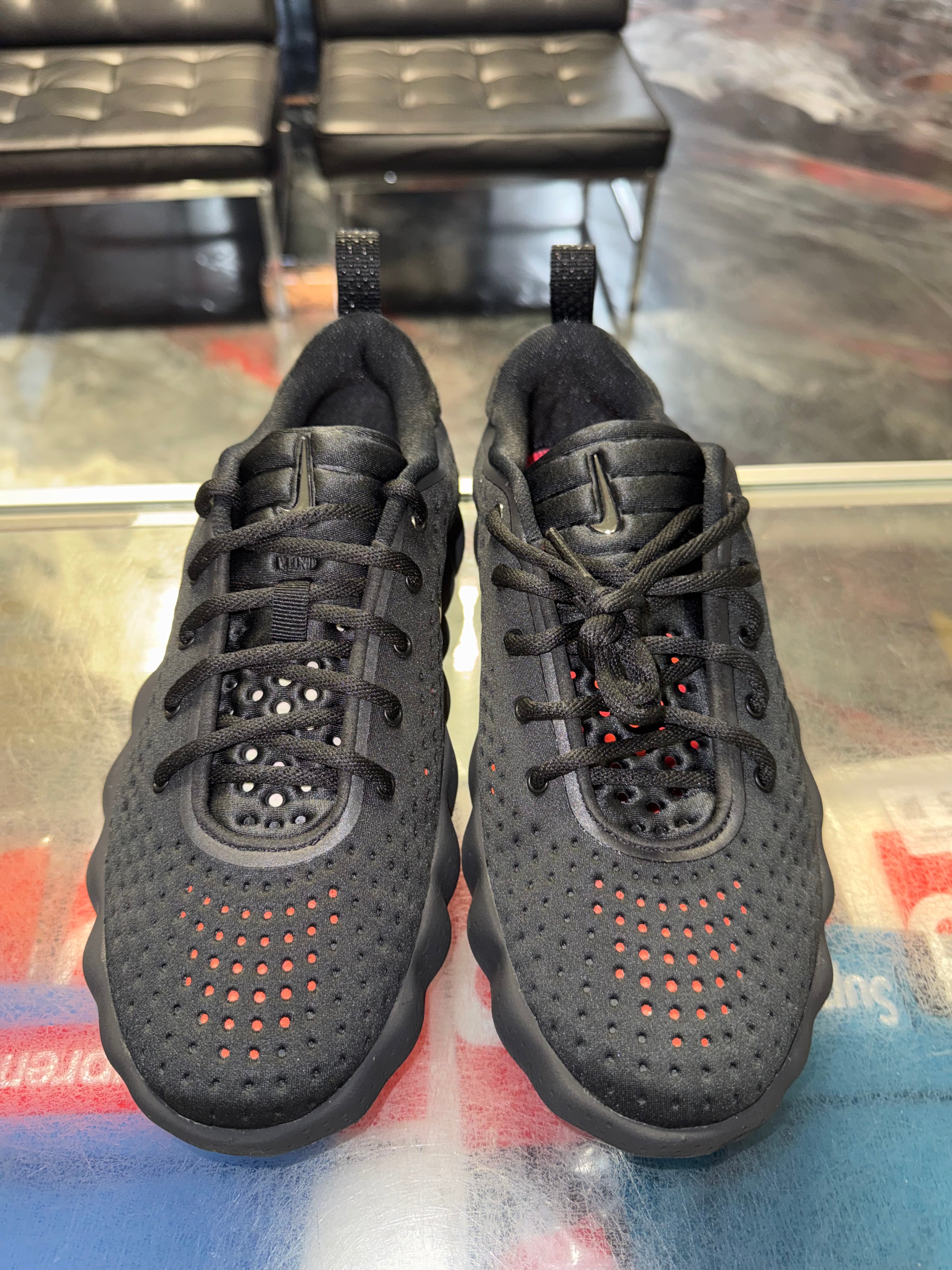 Size 8.5 Nike Mind 002 “Black Hyper Crimson” Brand New