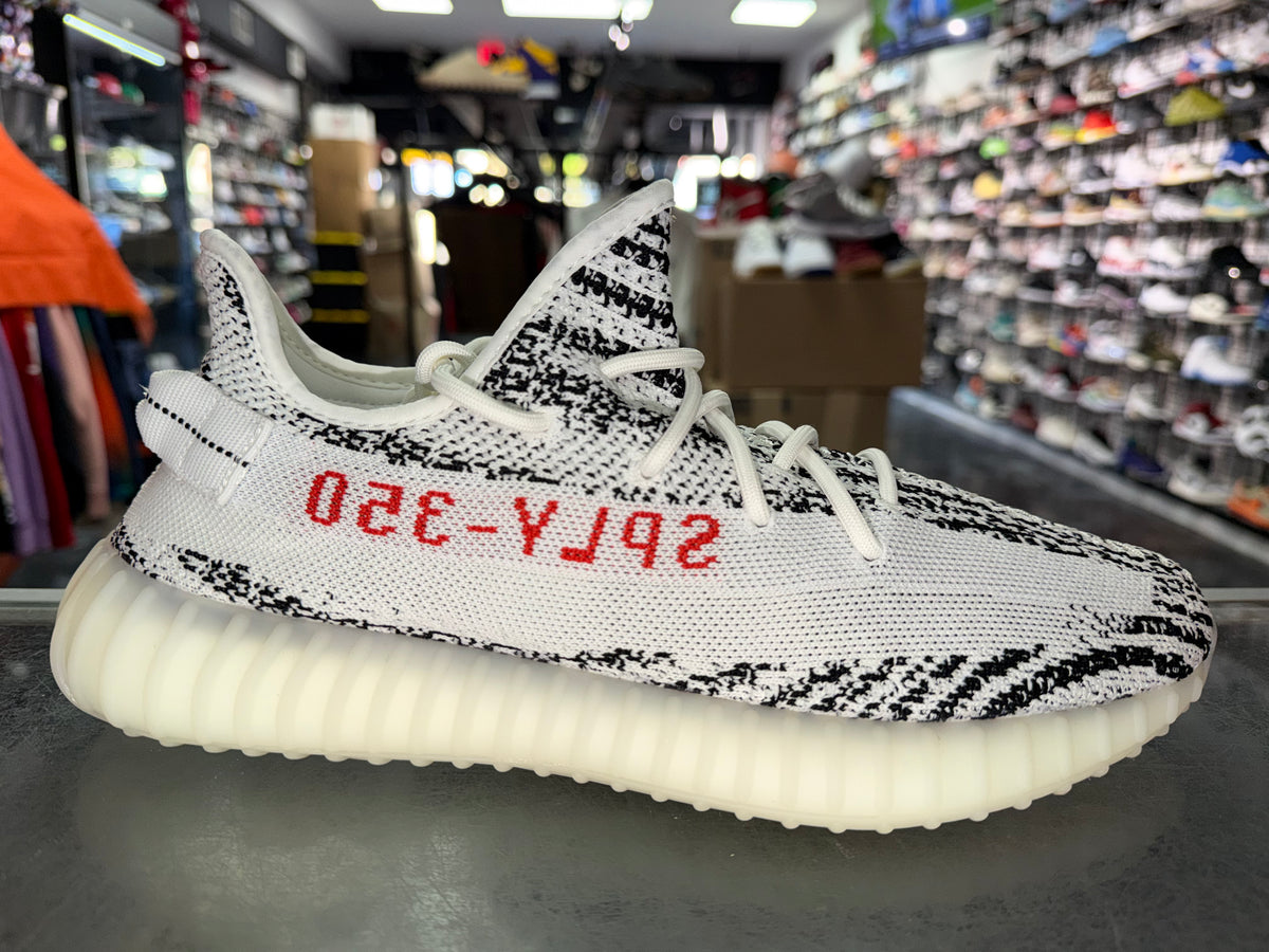 Adidas Yeezy Boost 350 V2 Zebra sneaker, worn 1x, size 12