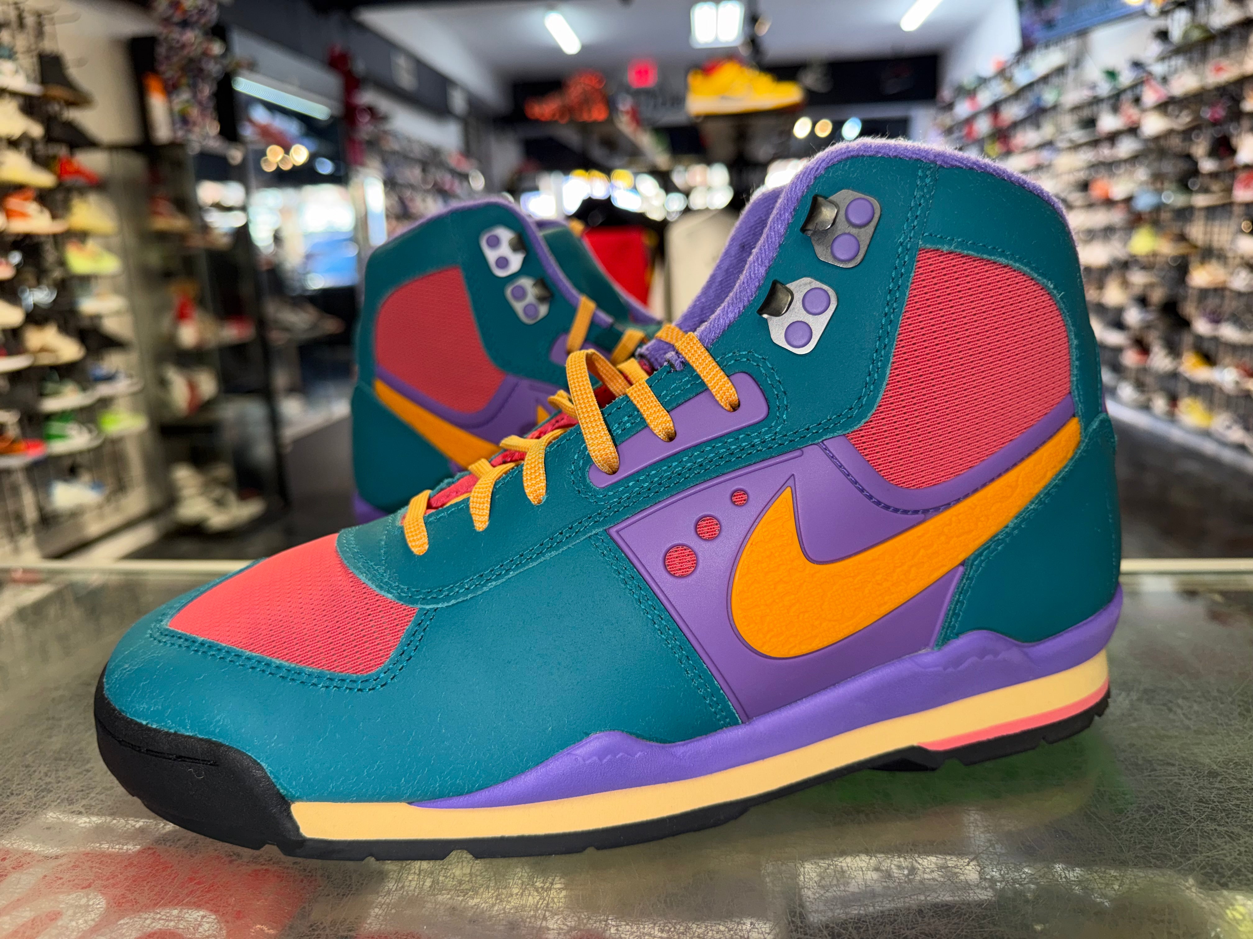 Size 11.5 Nike Baltoro "Bright Spruce Kumquat"