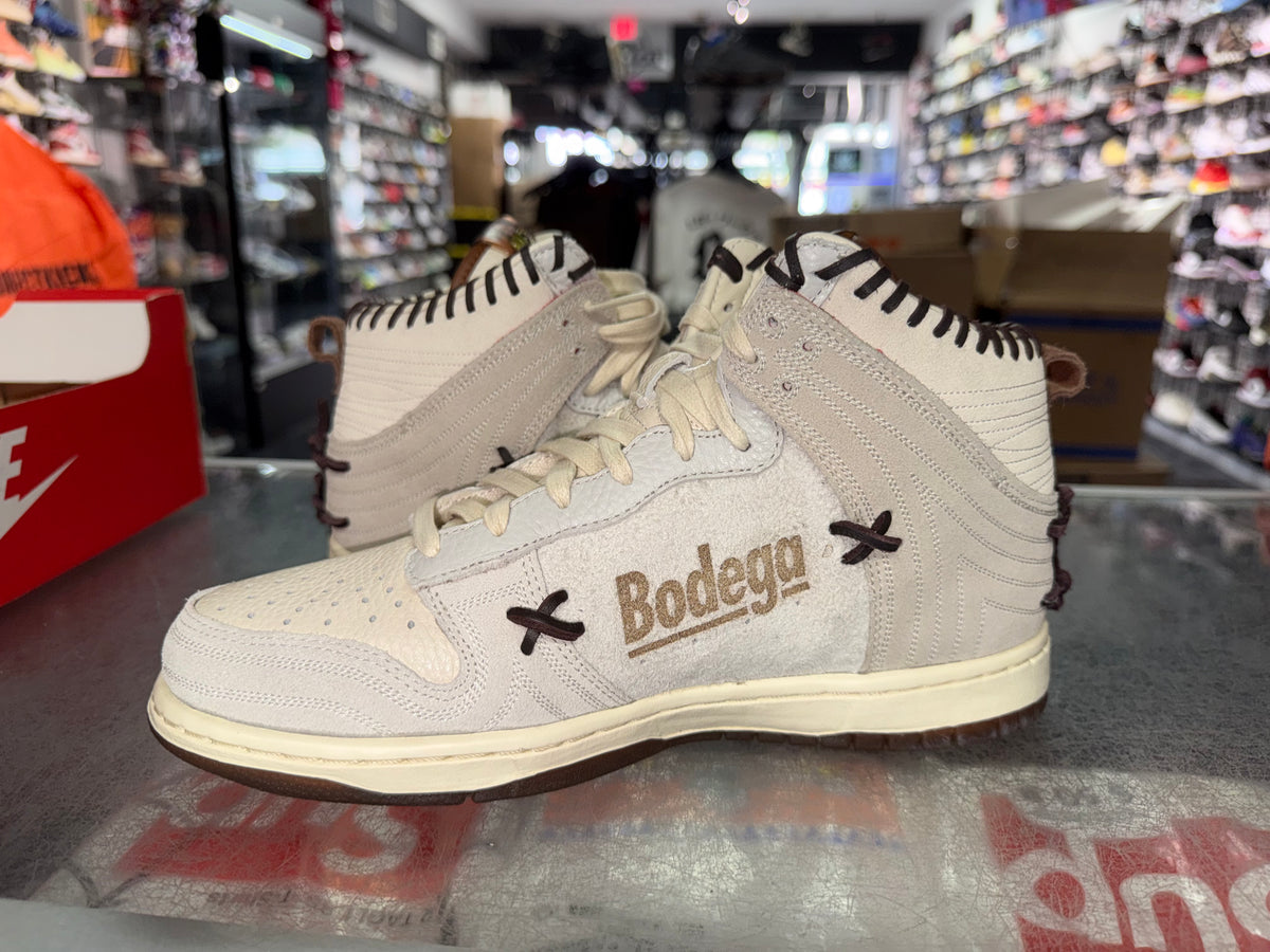 Nike Dunk High Bodega Sail Multi sneaker, pre-owned, size 8 – view 4