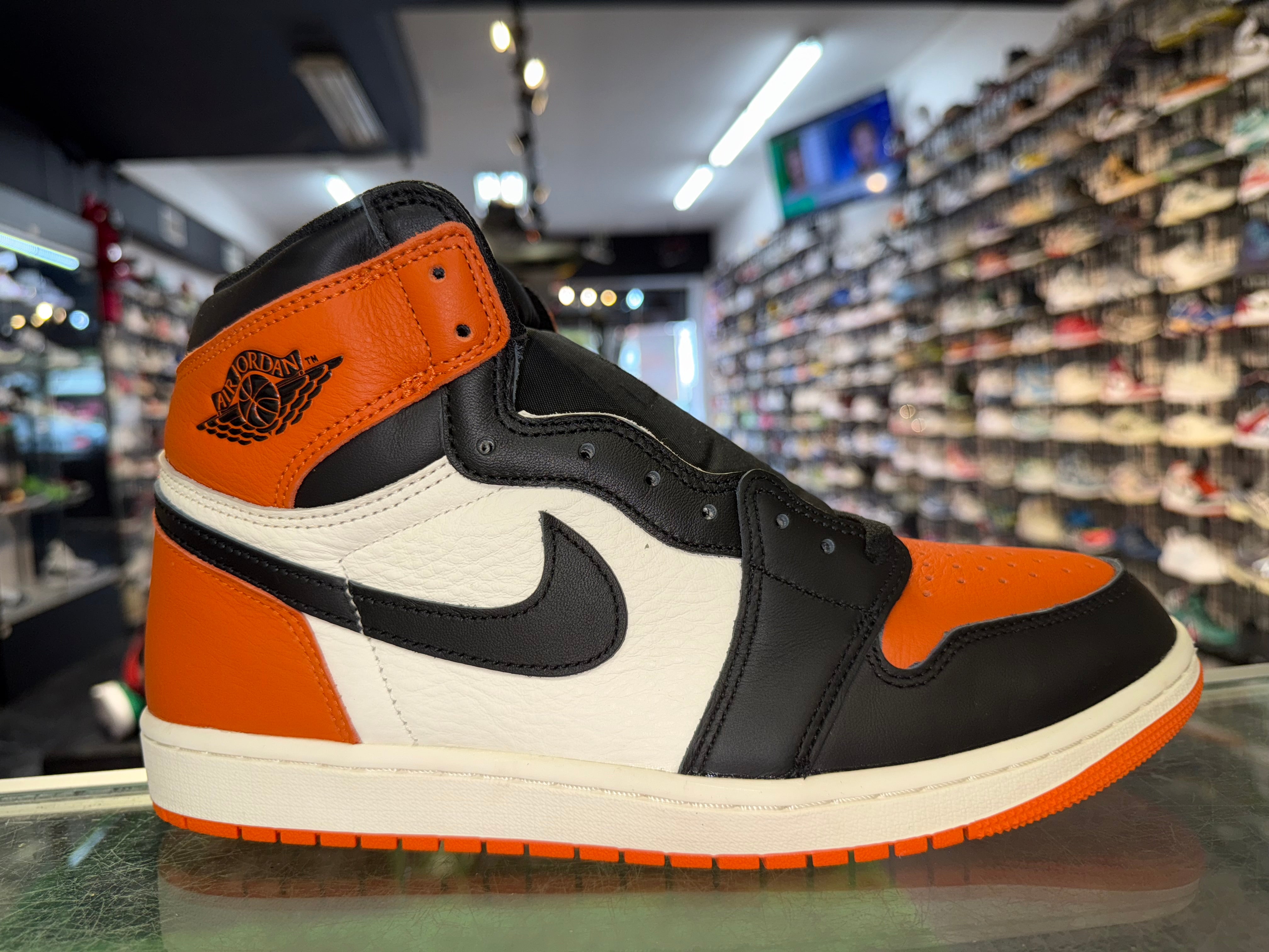 Size 11 Air Jordan 1 "Shattered Backboard" 2025 Brand New