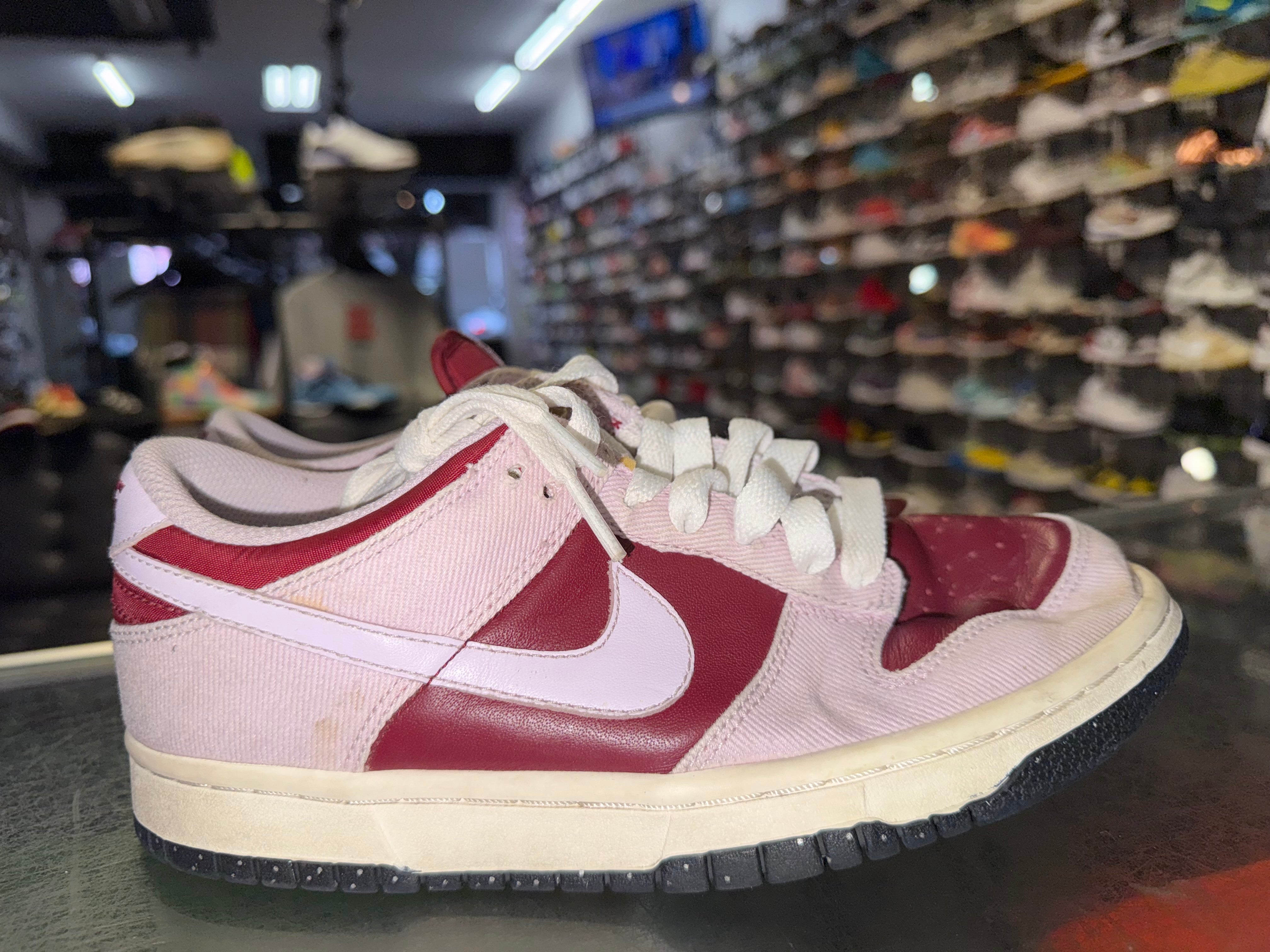 Size 7.5 Dunk Low "Lilac" - NB