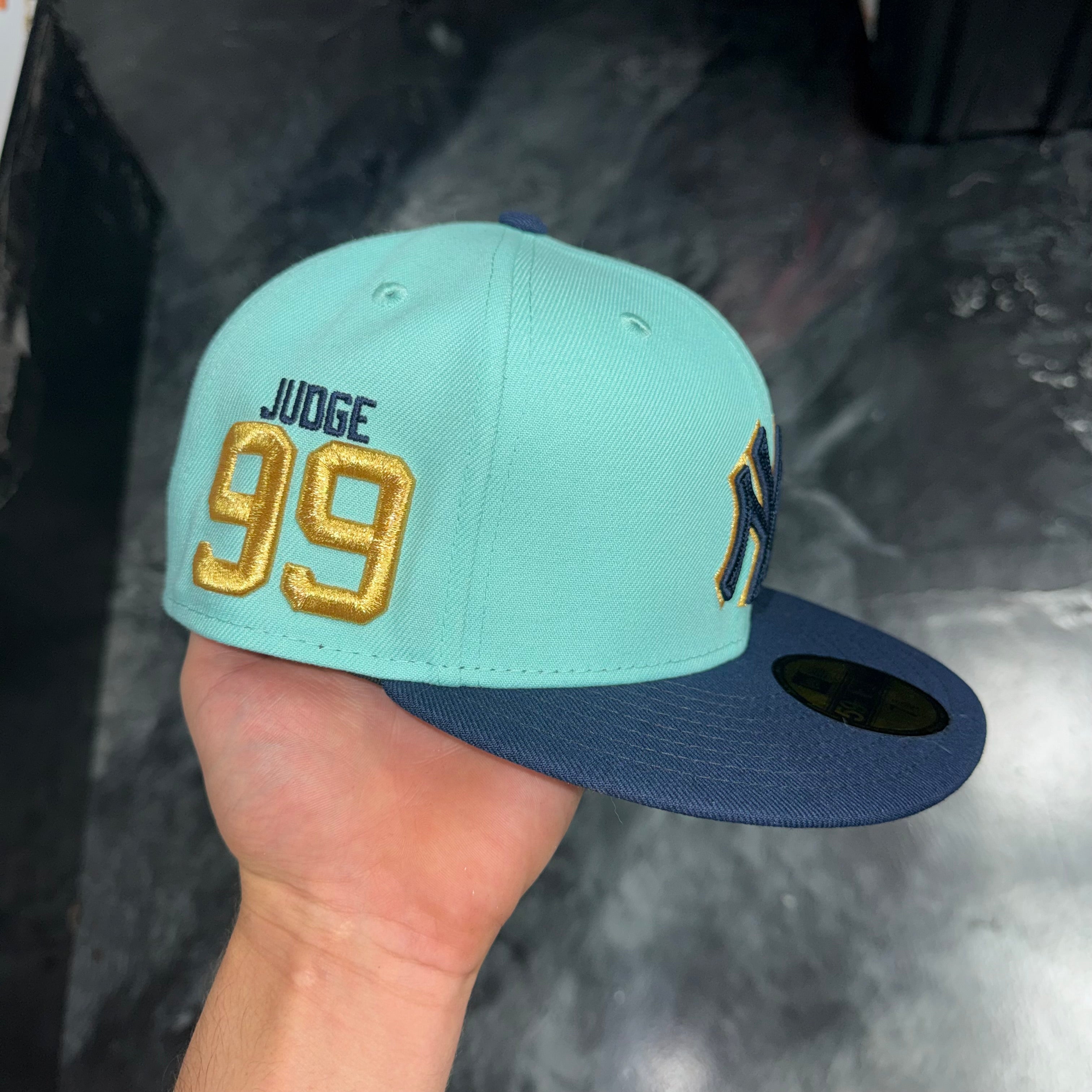 Size 7 3/8 New Era Fitted Hat “Yankees 99 Judge” Brand New