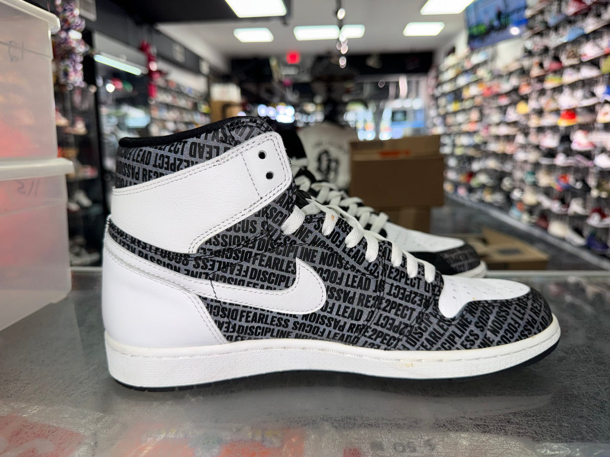 Air Jordan 1 Derek Jeter RW2PECT sneaker, pre-owned, size 11 – view 3