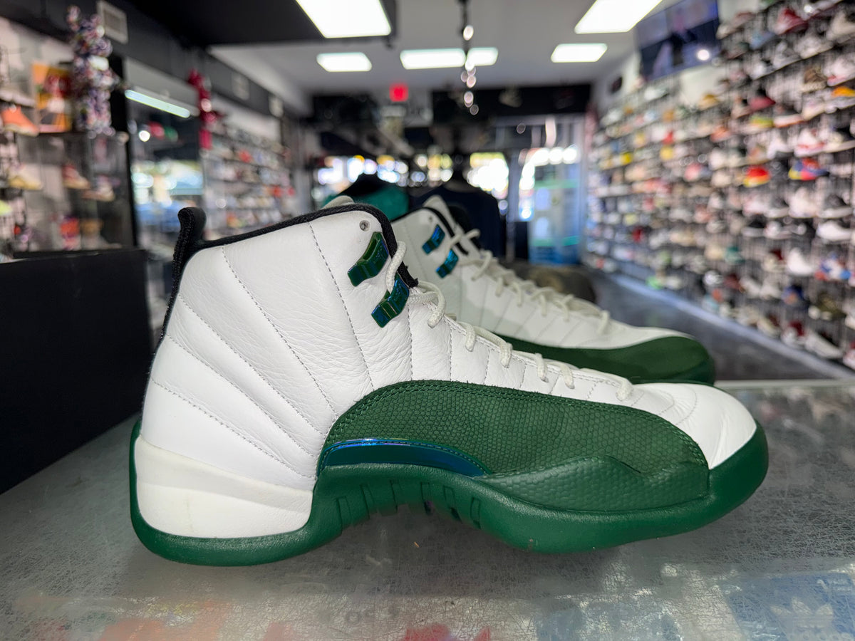 Air Jordan 12 Bucks sneaker, pre-owned, size 9.5 – view 3