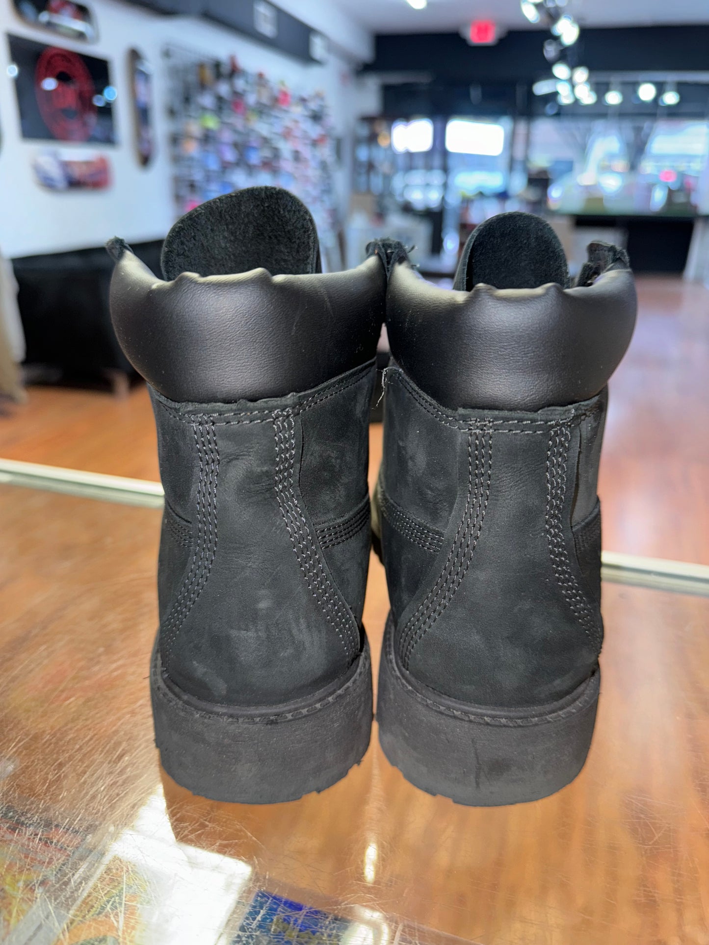 Size 6 Timberland 6 Inch Boot “Black” (MAMO)